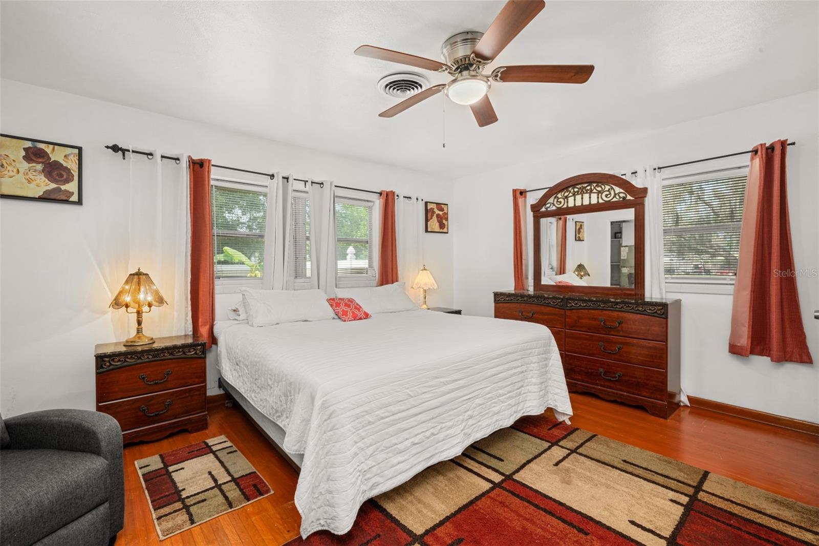 Image 13 of 45 For 1719 Evangeline Avenue