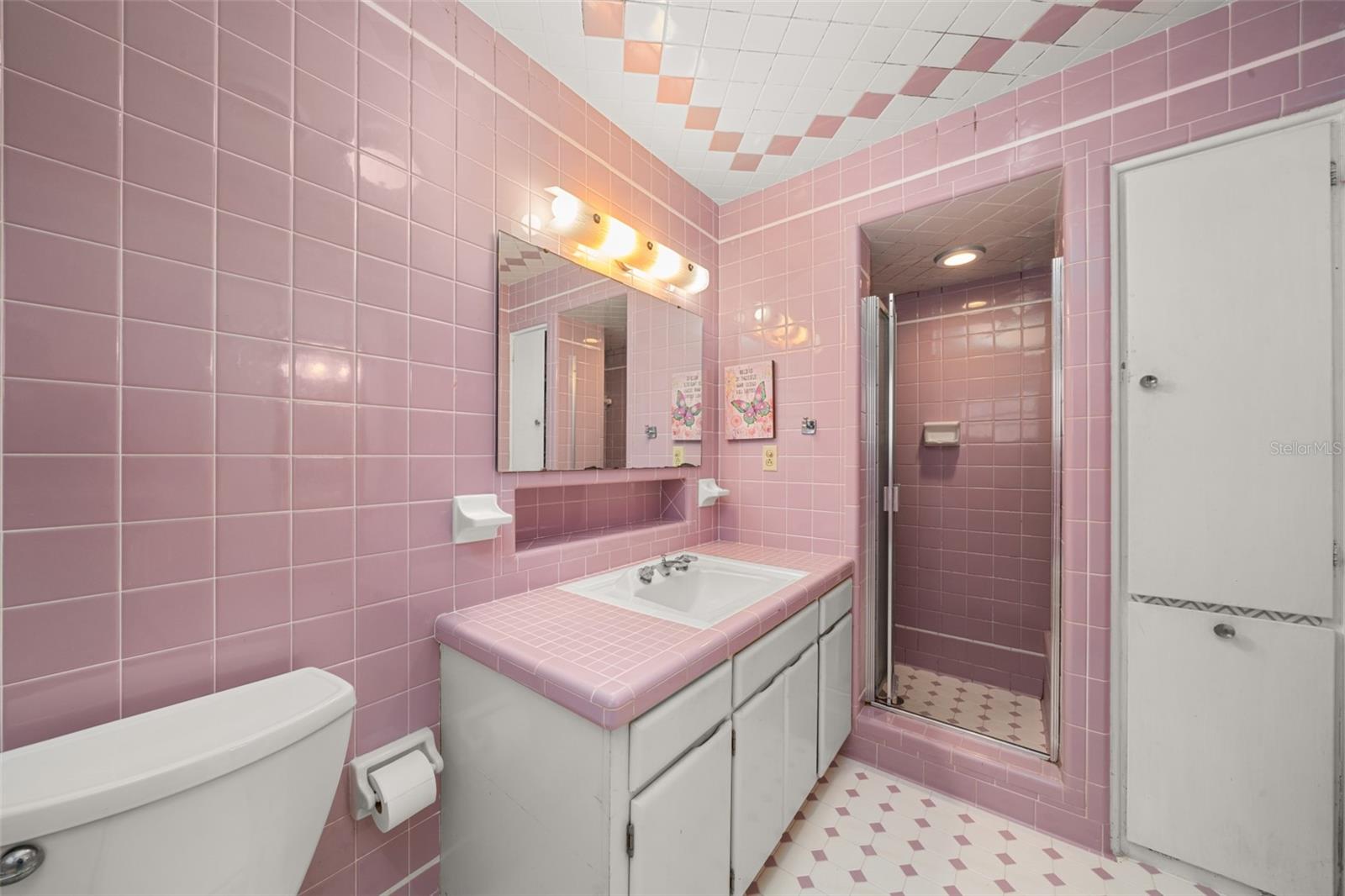 Image 17 of 45 For 1719 Evangeline Avenue