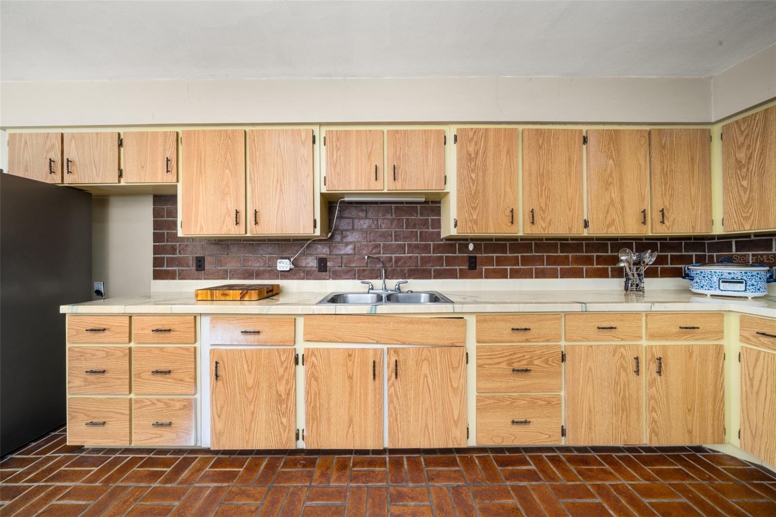 Image 32 of 45 For 1719 Evangeline Avenue