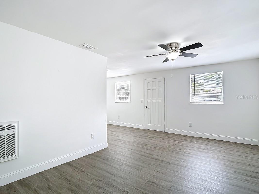 Image 4 of 24 For 3512 10th Street
