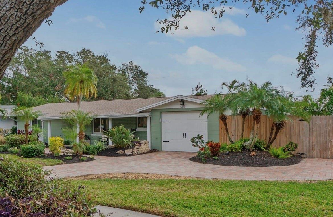 Details for 6623 Glades Way, SARASOTA, FL 34231
