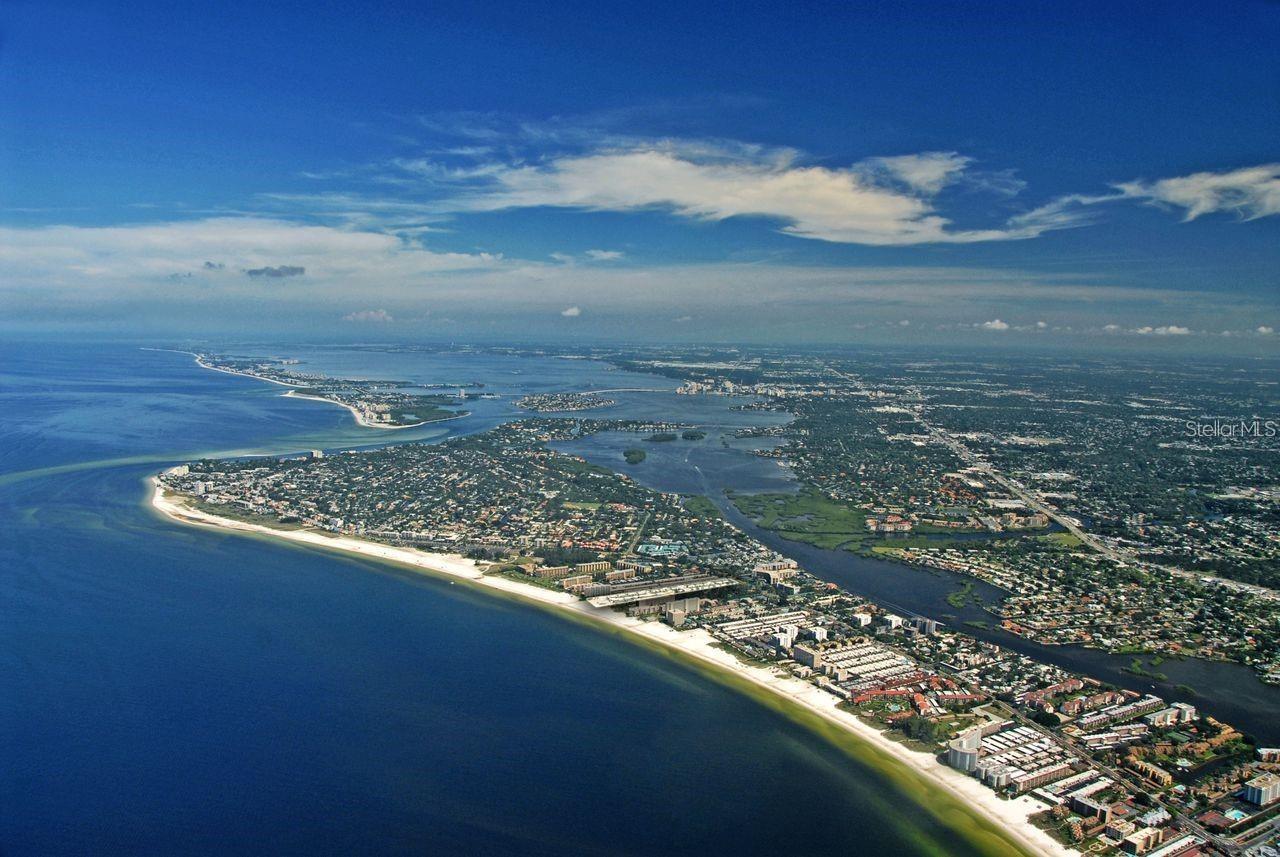Image 41 of 46 For 30 Island Circle