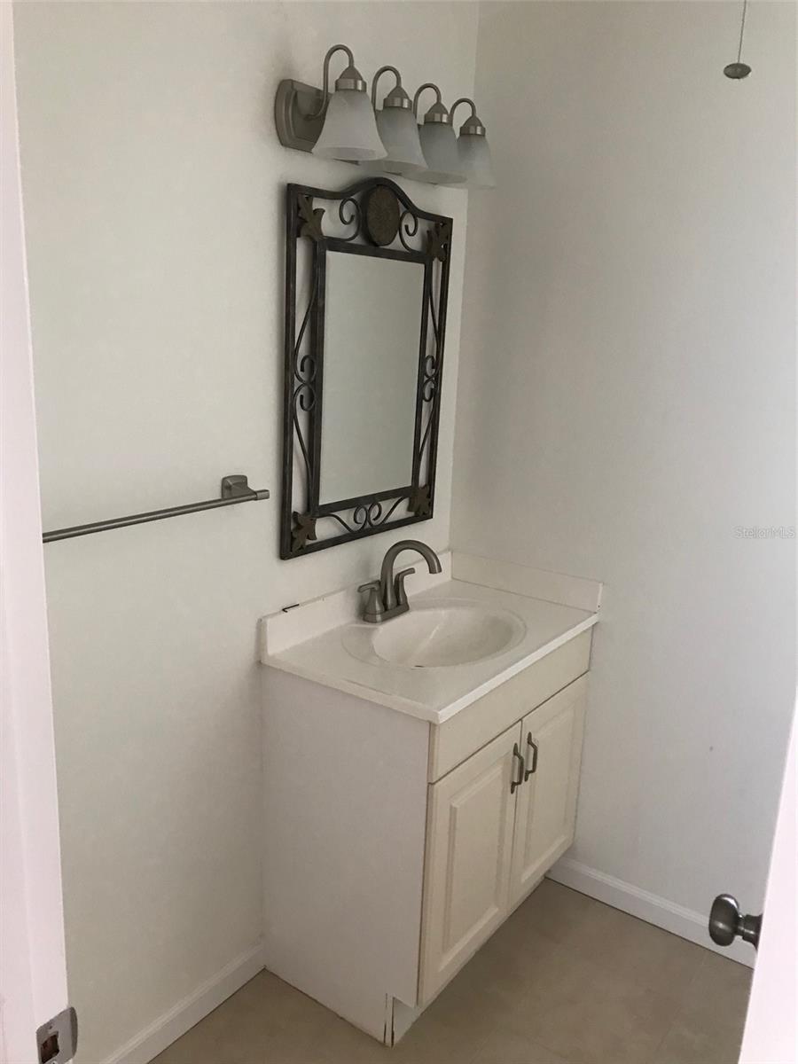 Image 11 of 12 For 2916 24th Street W