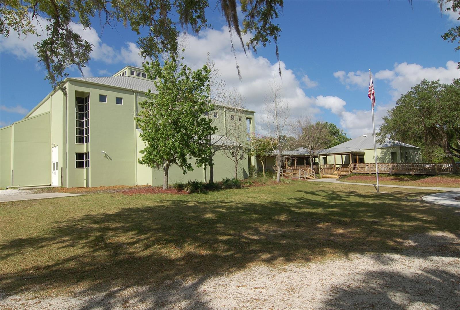 Image 33 of 39 For 5613 Sweetwater Oak Drive
