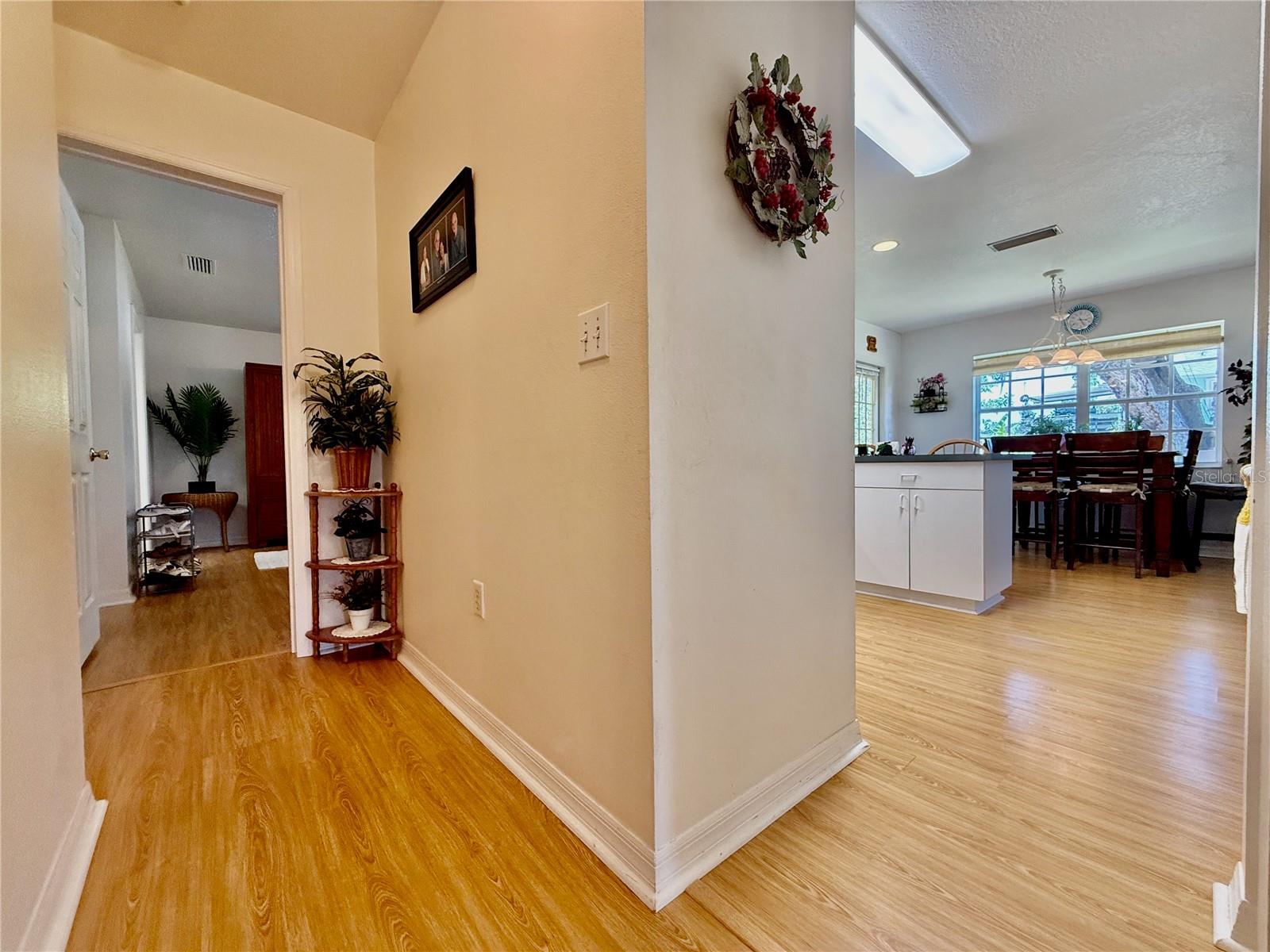 Image 10 of 53 For 3828 6th Avenue W