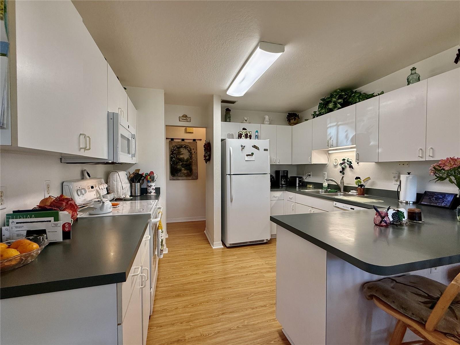 Image 12 of 53 For 3828 6th Avenue W