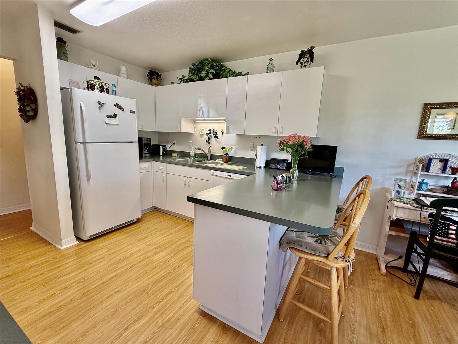 Image 13 of 53 For 3828 6th Avenue W