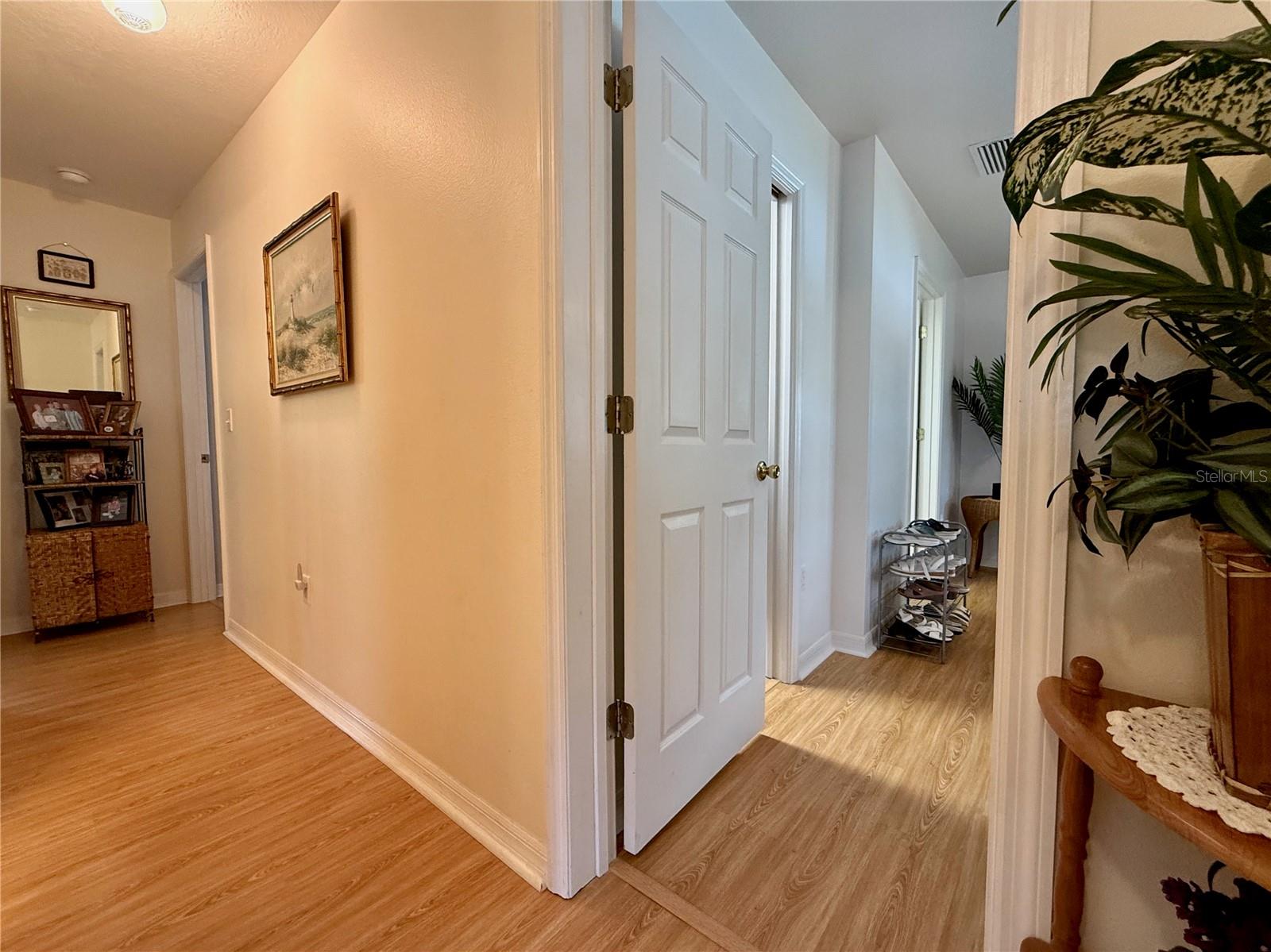 Image 19 of 53 For 3828 6th Avenue W