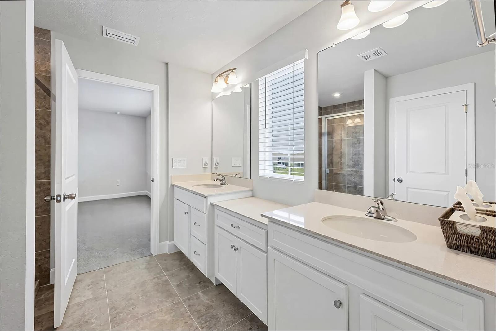 Image 19 of 37 For 4524 Pippin Lane