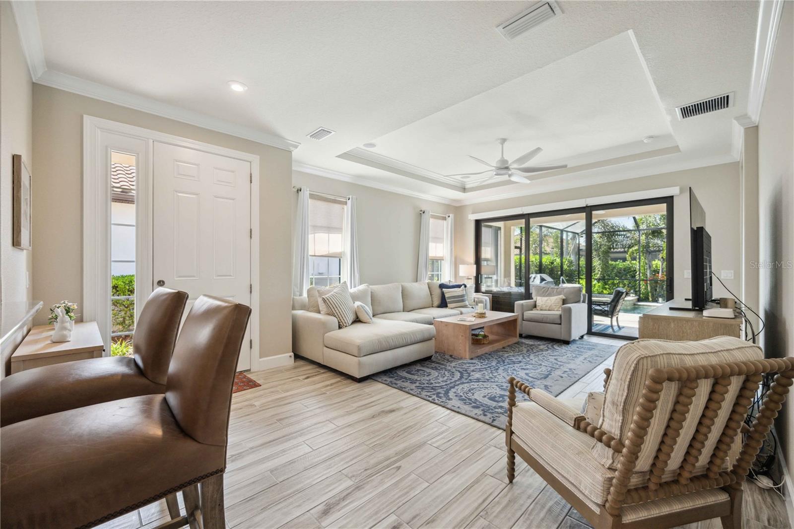 Image 4 of 42 For 5305 Bartolomeo Street