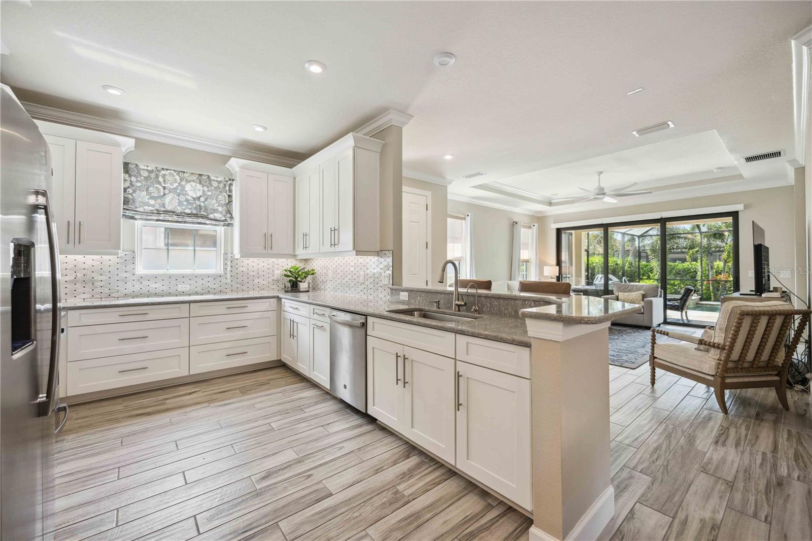 Image 9 of 42 For 5305 Bartolomeo Street