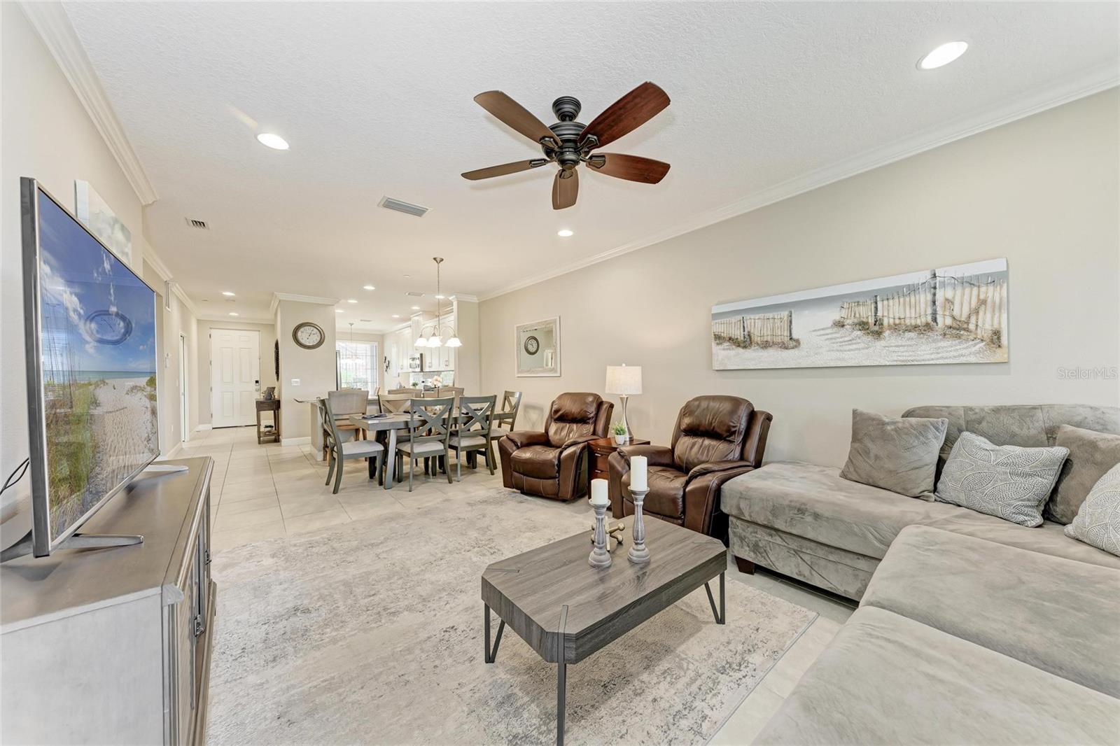 Image 11 of 82 For 13711 Messina Loop 102