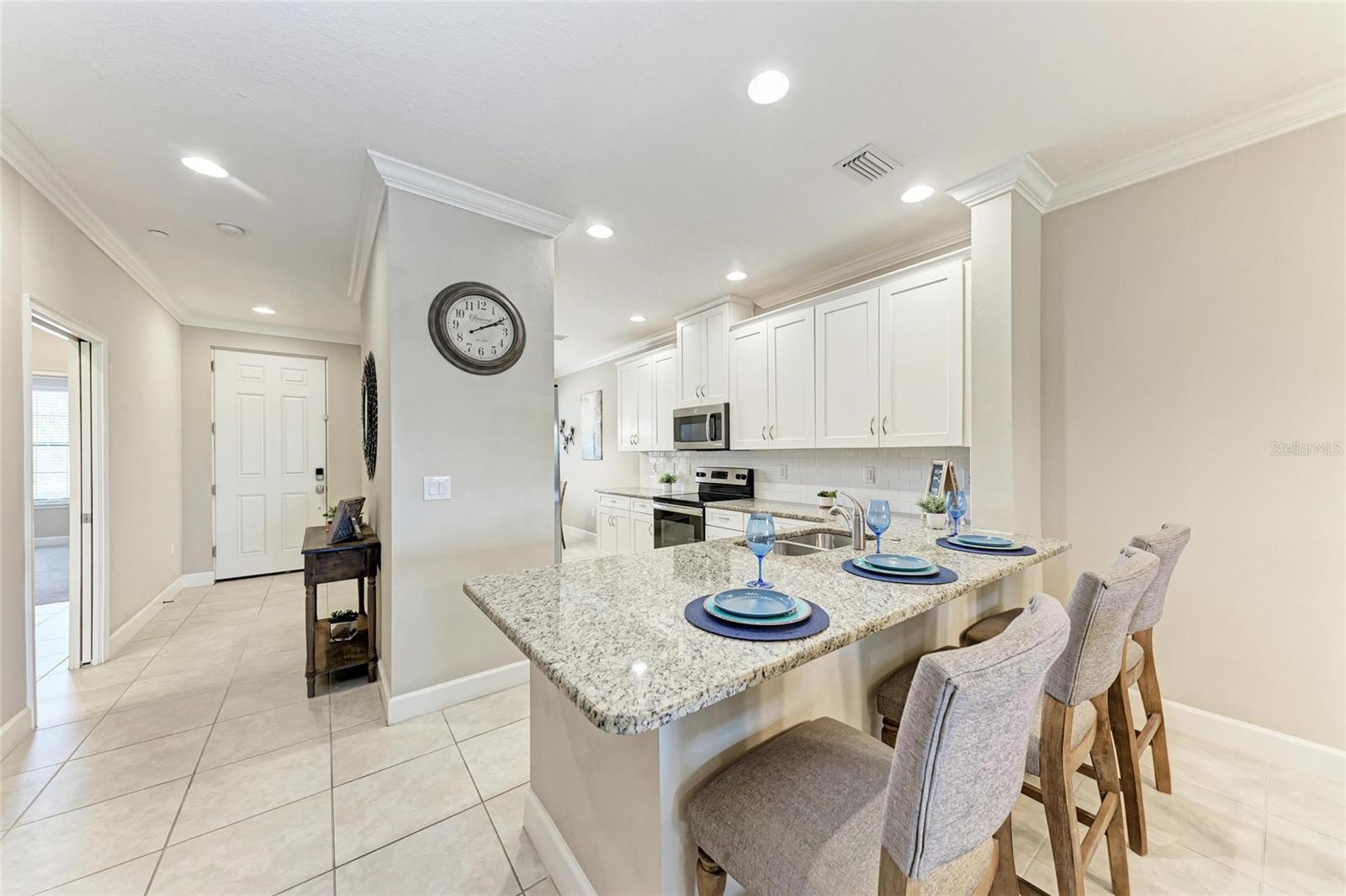 Image 12 of 82 For 13711 Messina Loop 102