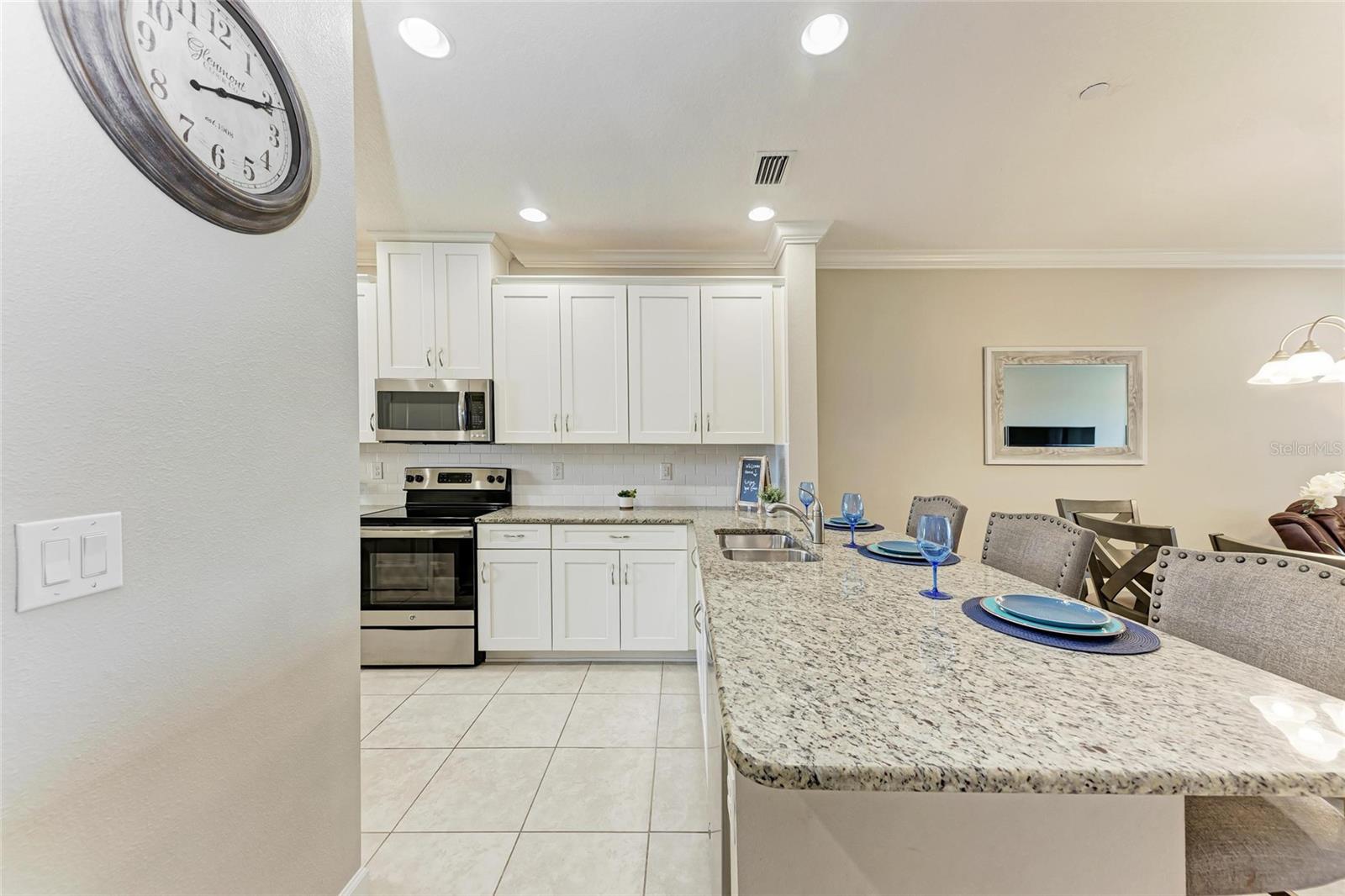 Image 13 of 82 For 13711 Messina Loop 102