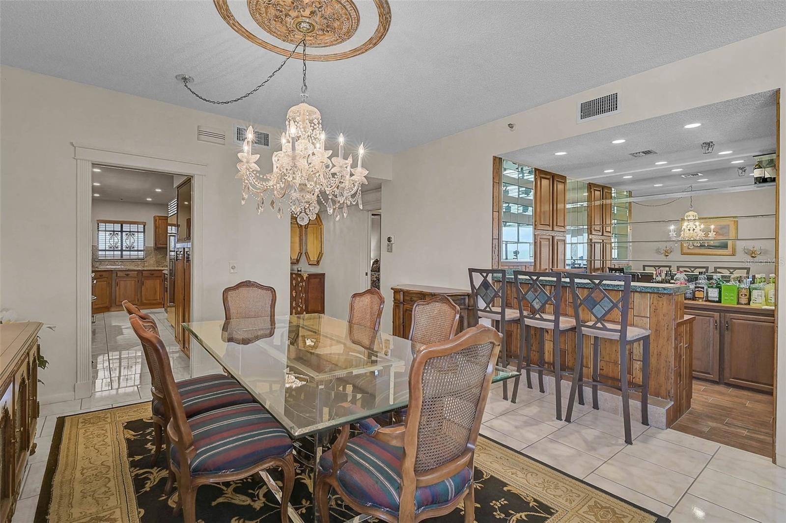 Image 13 of 44 For 1100 Benjamin Franklin Drive 802