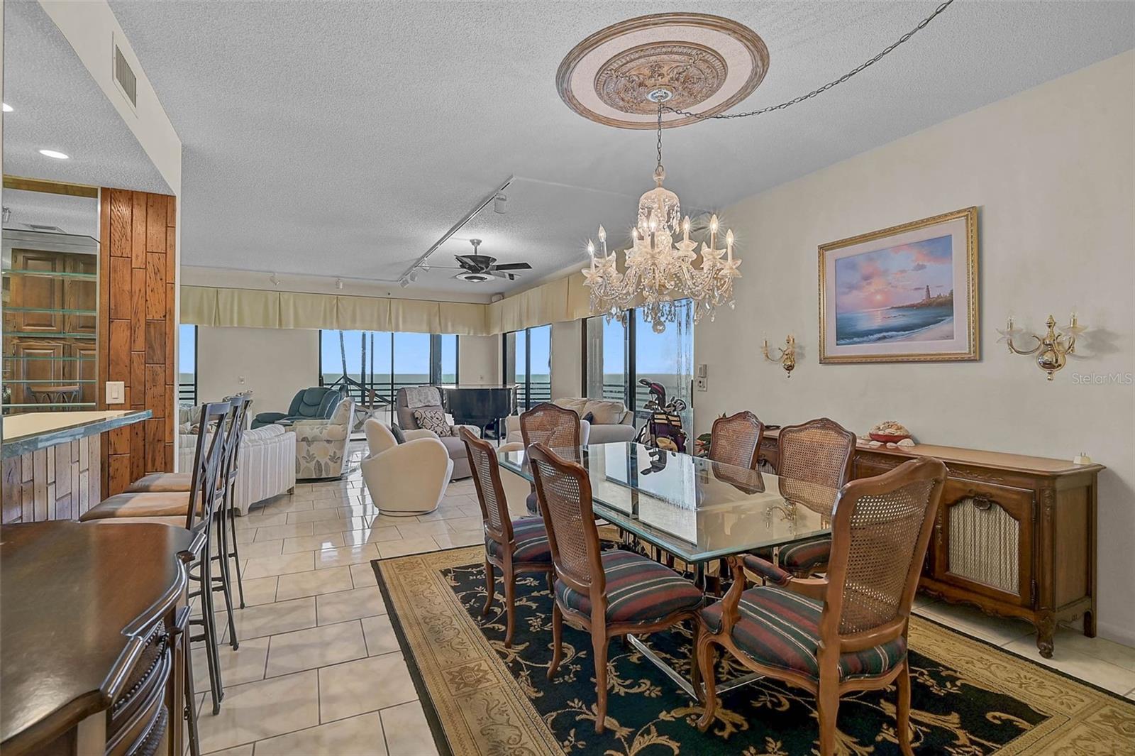 Image 15 of 44 For 1100 Benjamin Franklin Drive 802