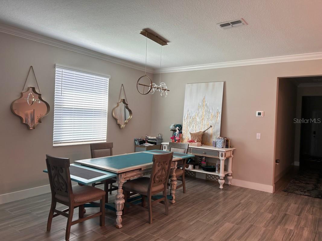 Image 5 of 11 For 9808 Campanula Court