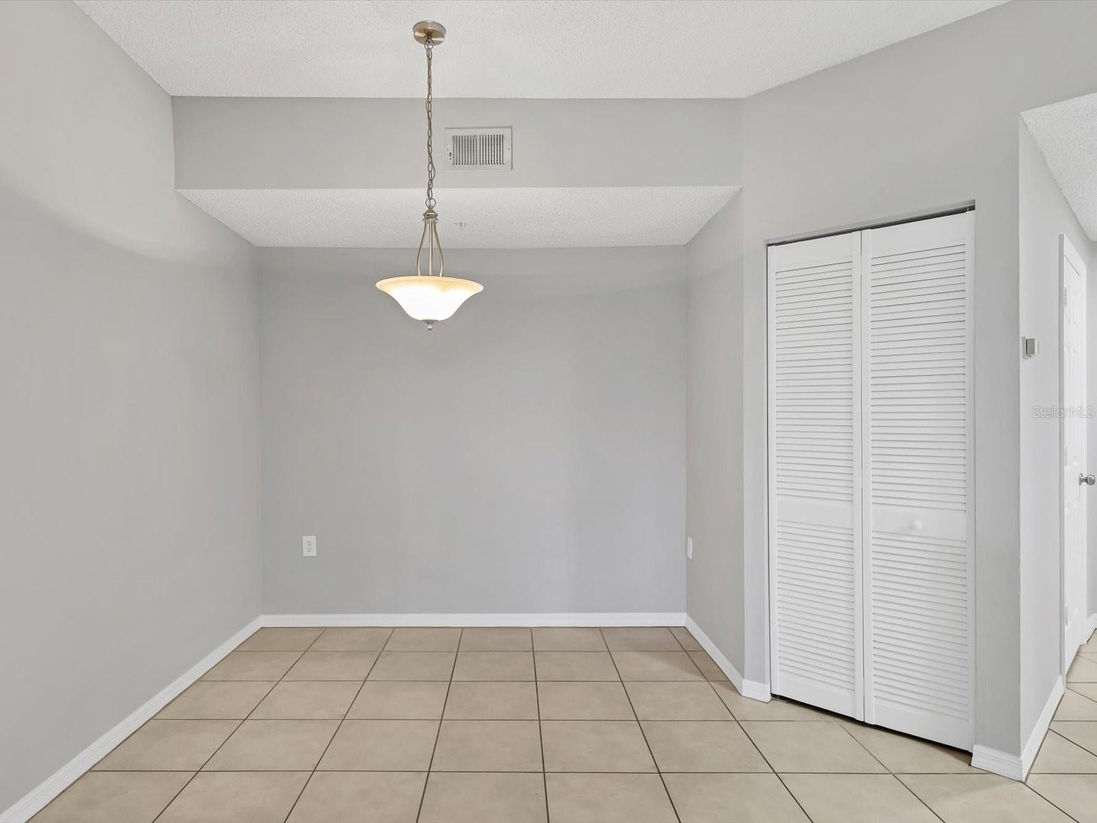 Image 14 of 47 For 5551 Bentgrass Drive 204