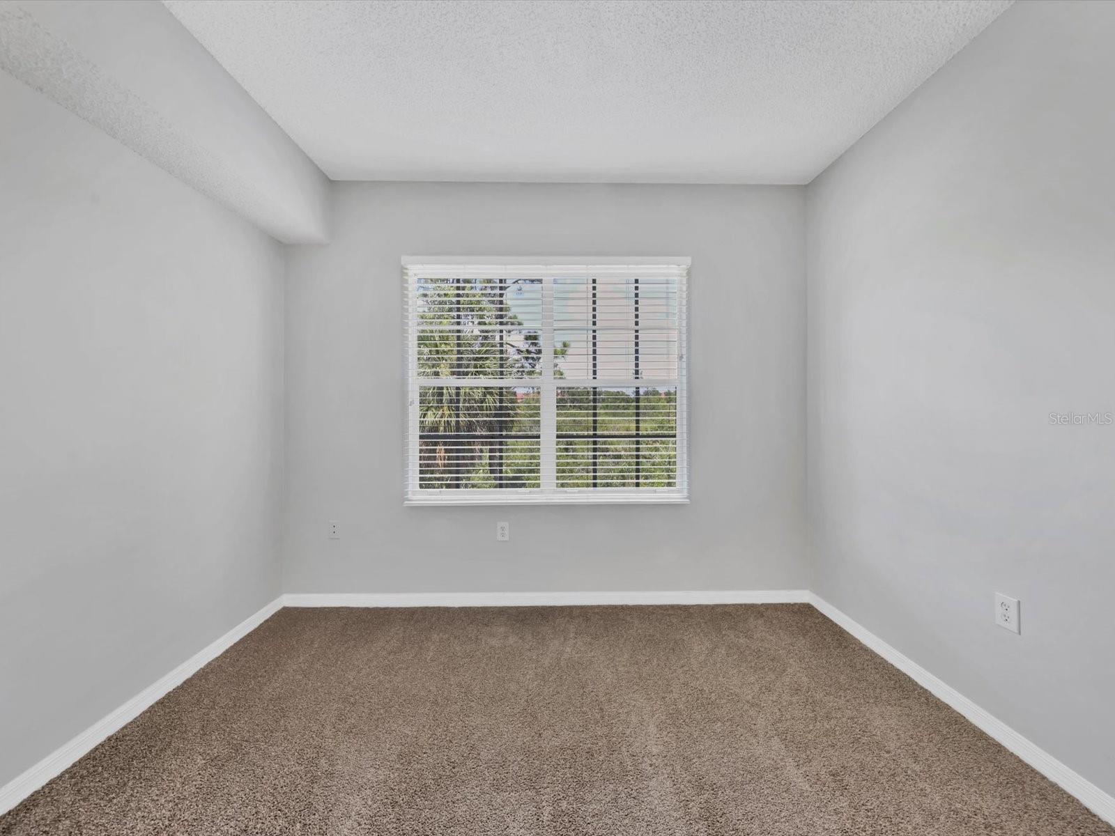 Image 22 of 47 For 5551 Bentgrass Drive 204