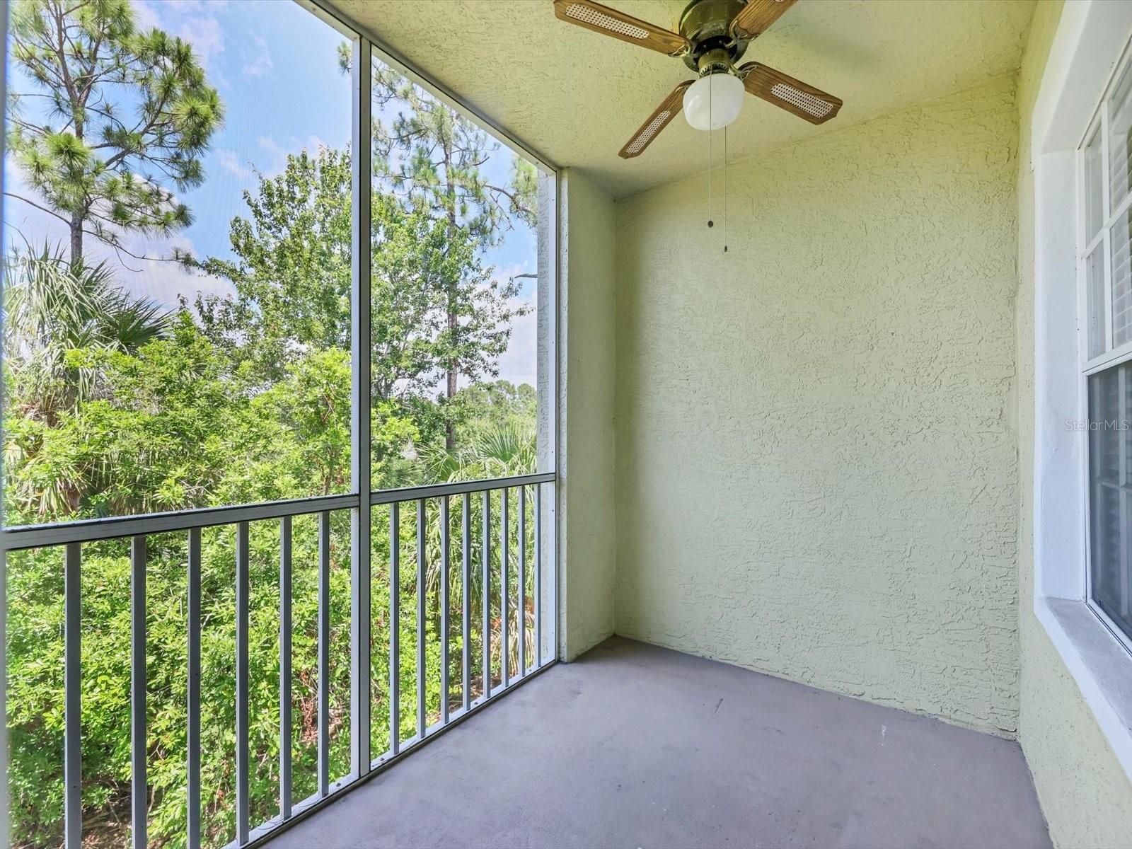 Image 26 of 47 For 5551 Bentgrass Drive 204
