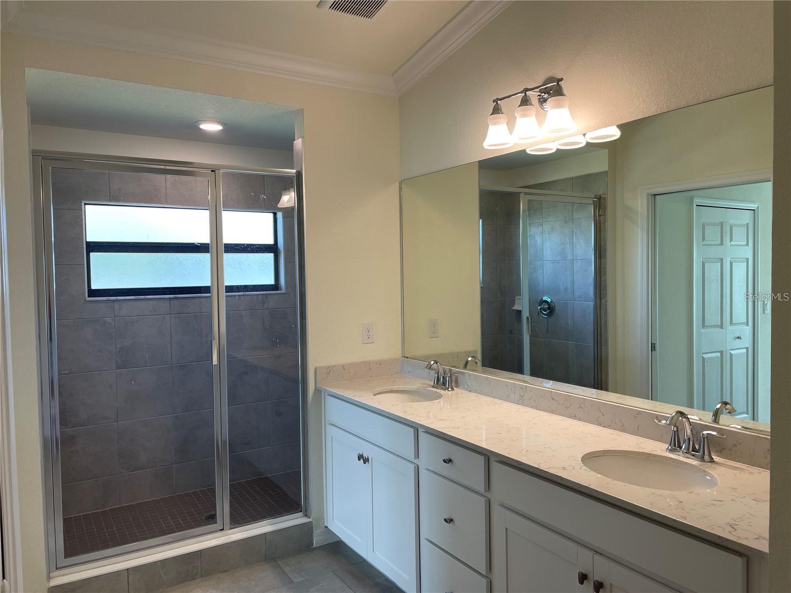 Image 16 of 20 For 5674 Palmer Circle 206