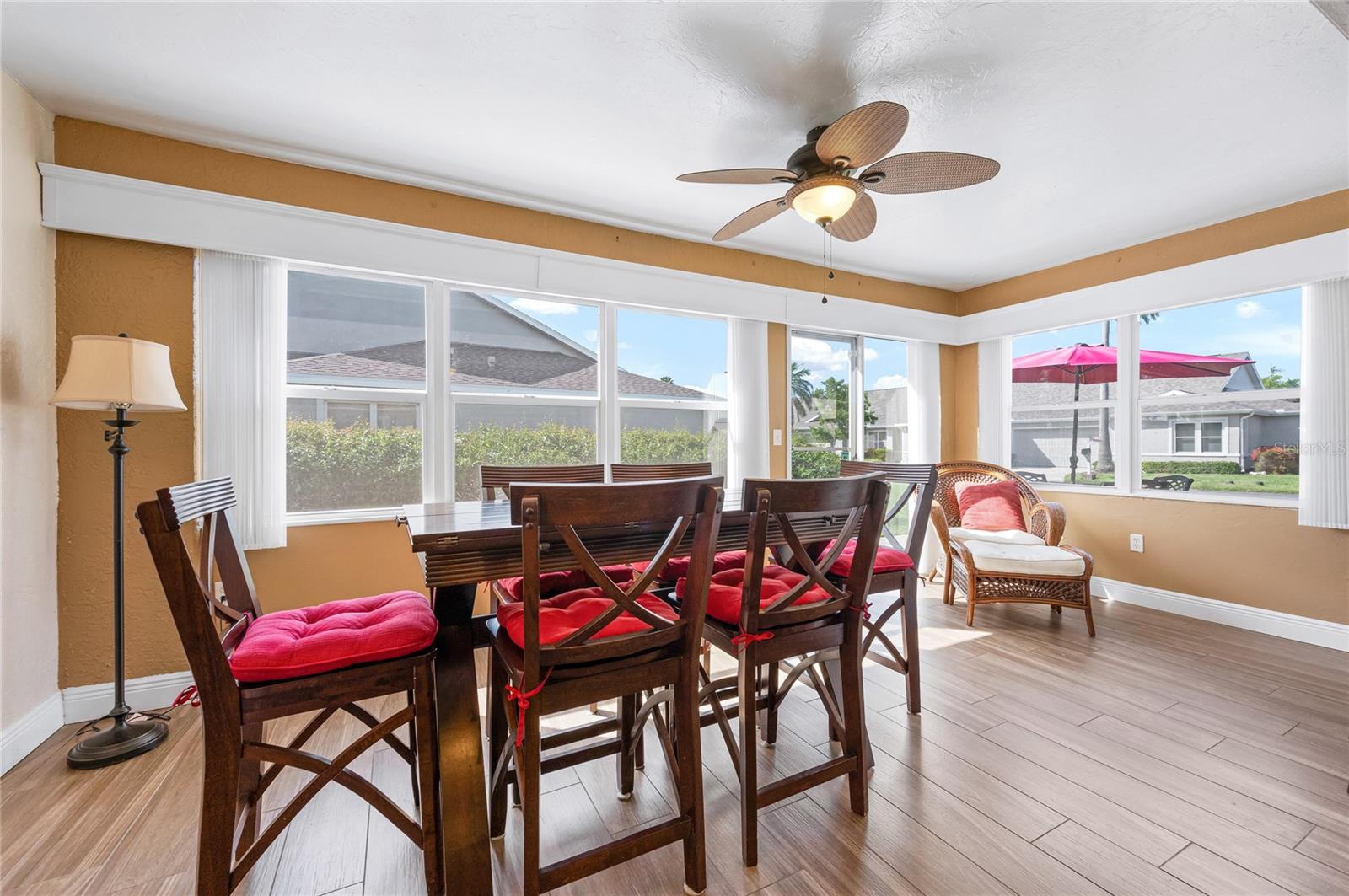 Image 16 of 45 For 1612 Fairway Oaks Drive