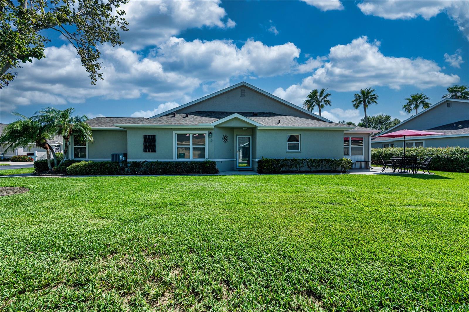 Image 4 of 45 For 1612 Fairway Oaks Drive