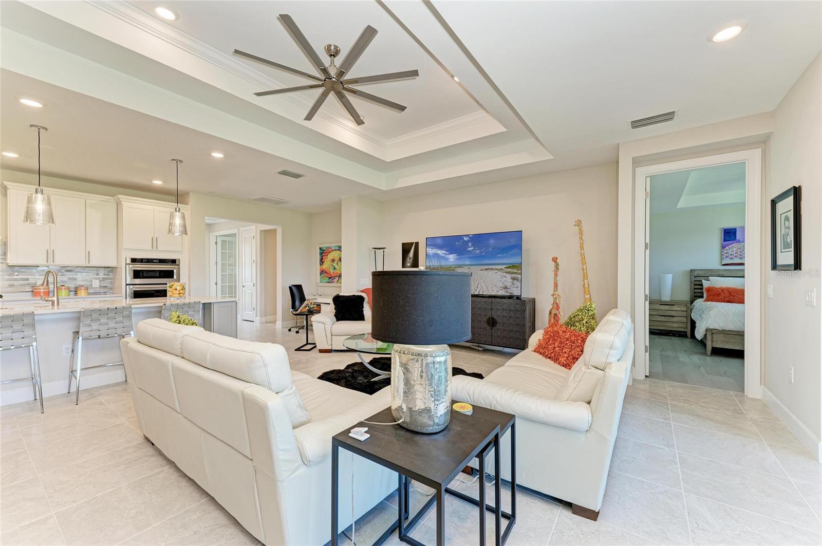Image 13 of 70 For 7136 Summerland Cove