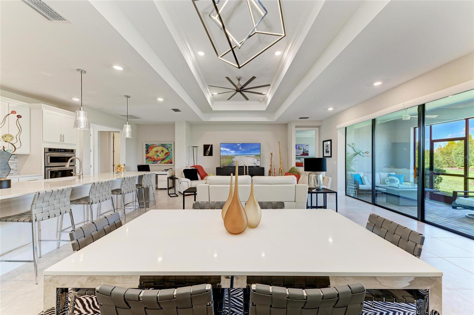 Image 17 of 70 For 7136 Summerland Cove