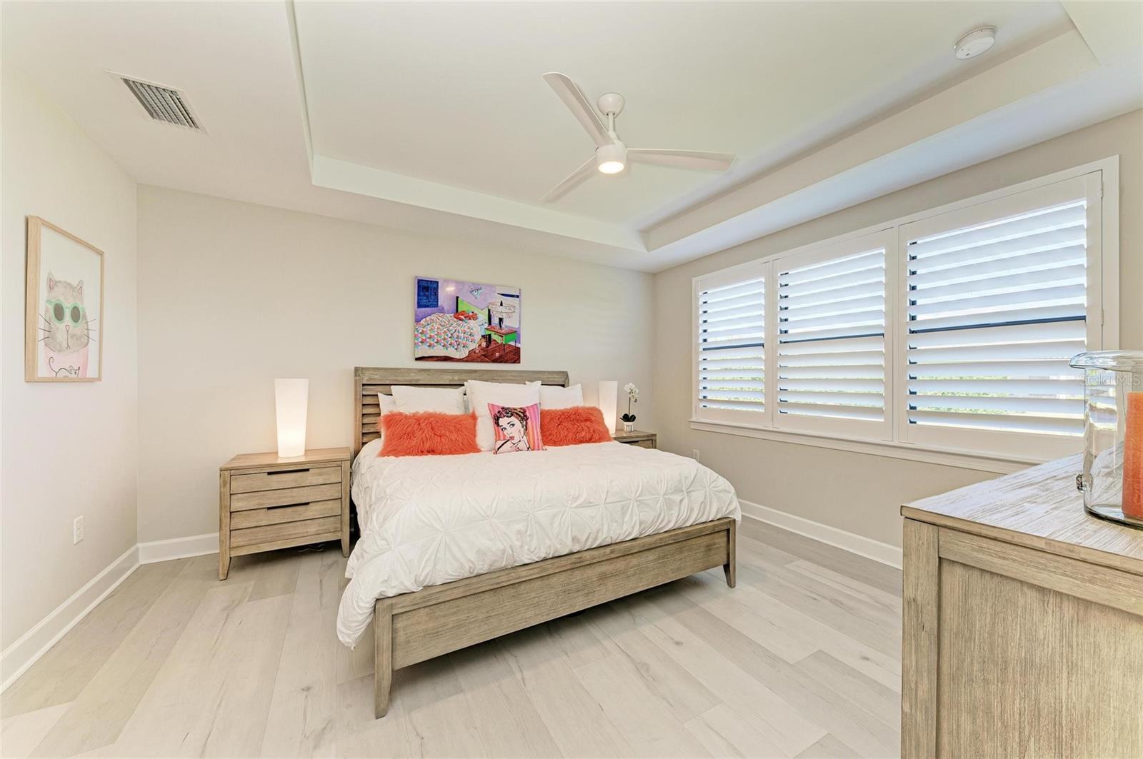 Image 30 of 70 For 7136 Summerland Cove