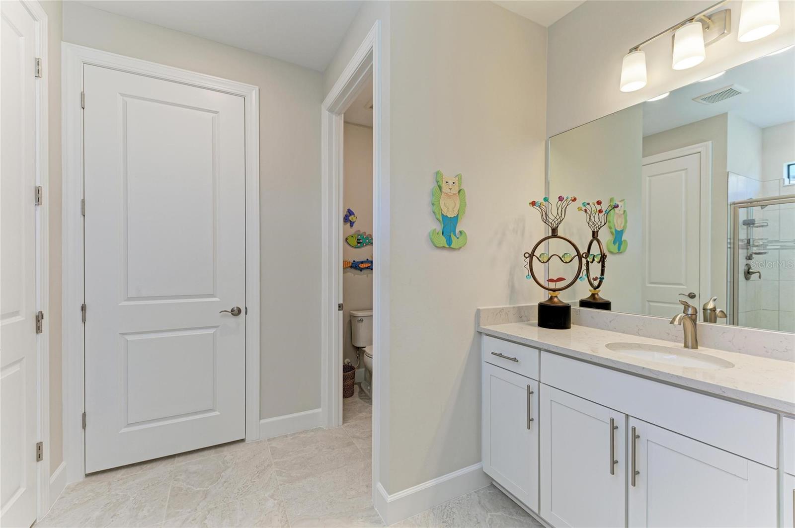 Image 39 of 70 For 7136 Summerland Cove