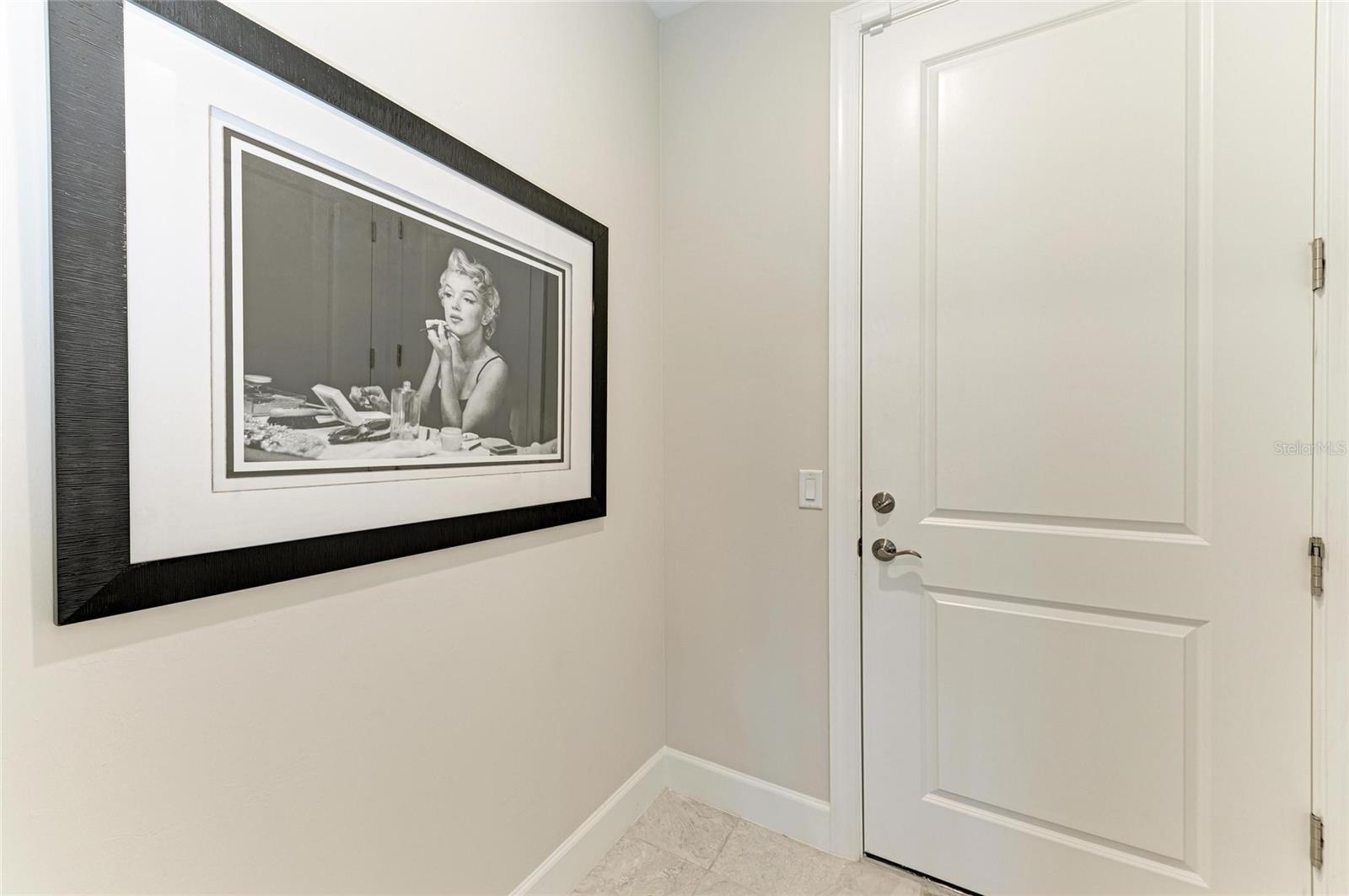 Image 43 of 70 For 7136 Summerland Cove