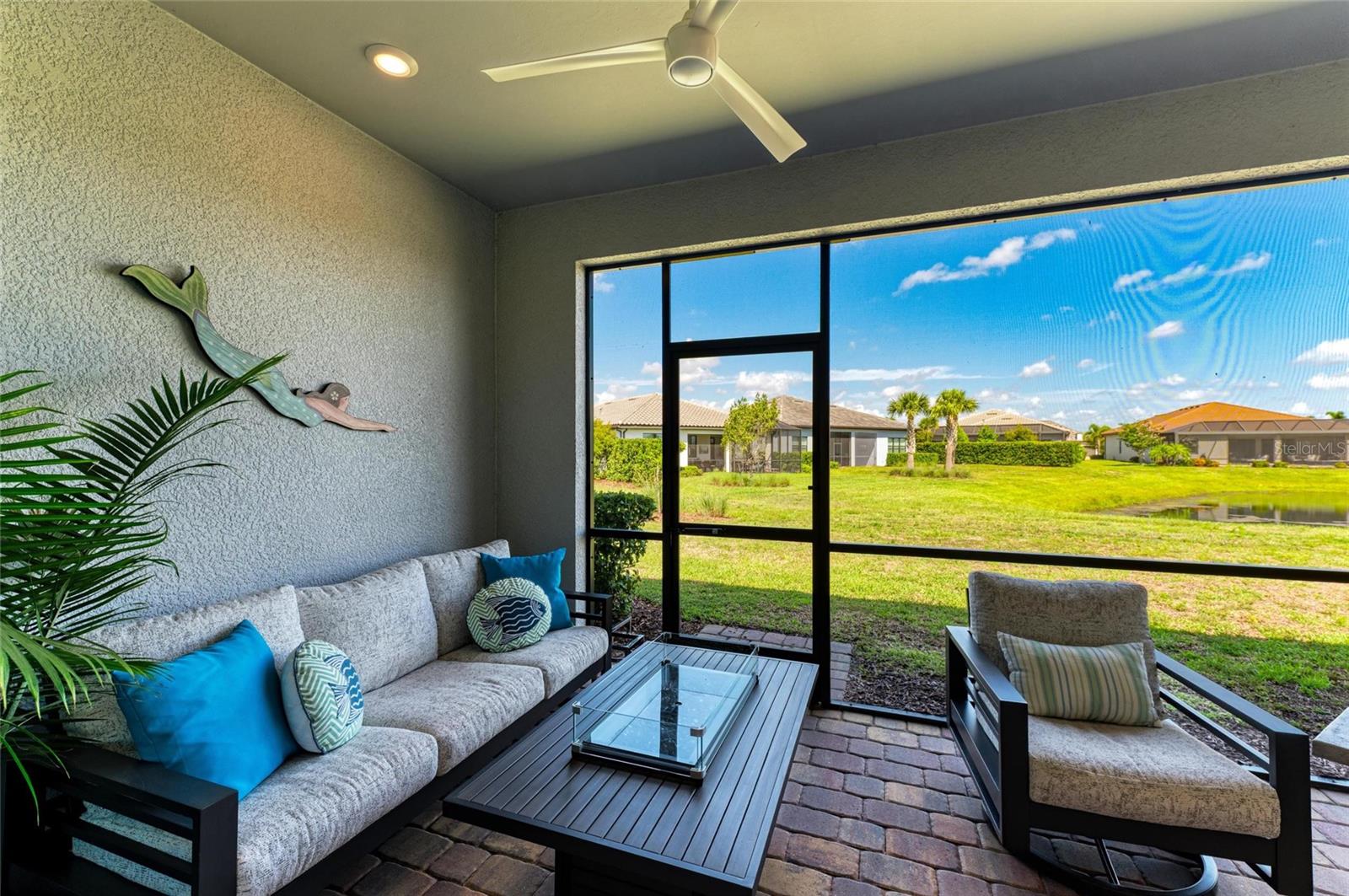 Image 46 of 70 For 7136 Summerland Cove