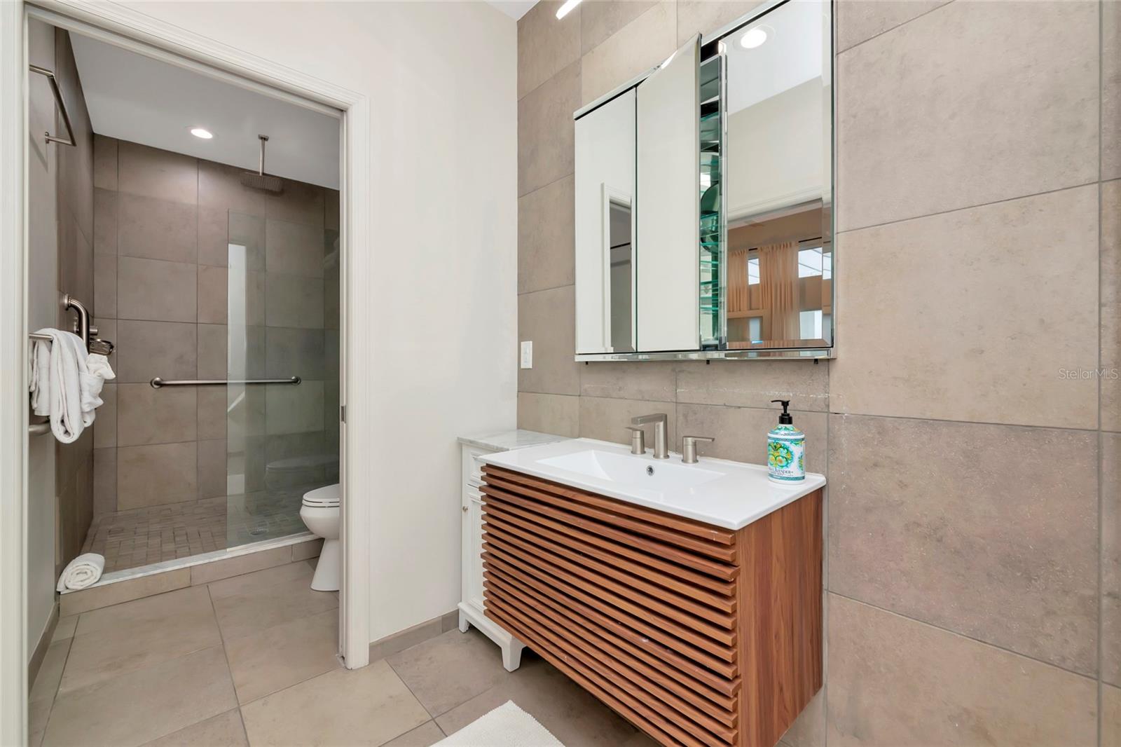 Image 81 of 100 For 1345 2nd Street