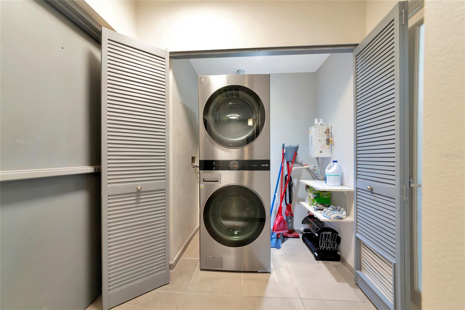 Image 92 of 100 For 1345 2nd Street