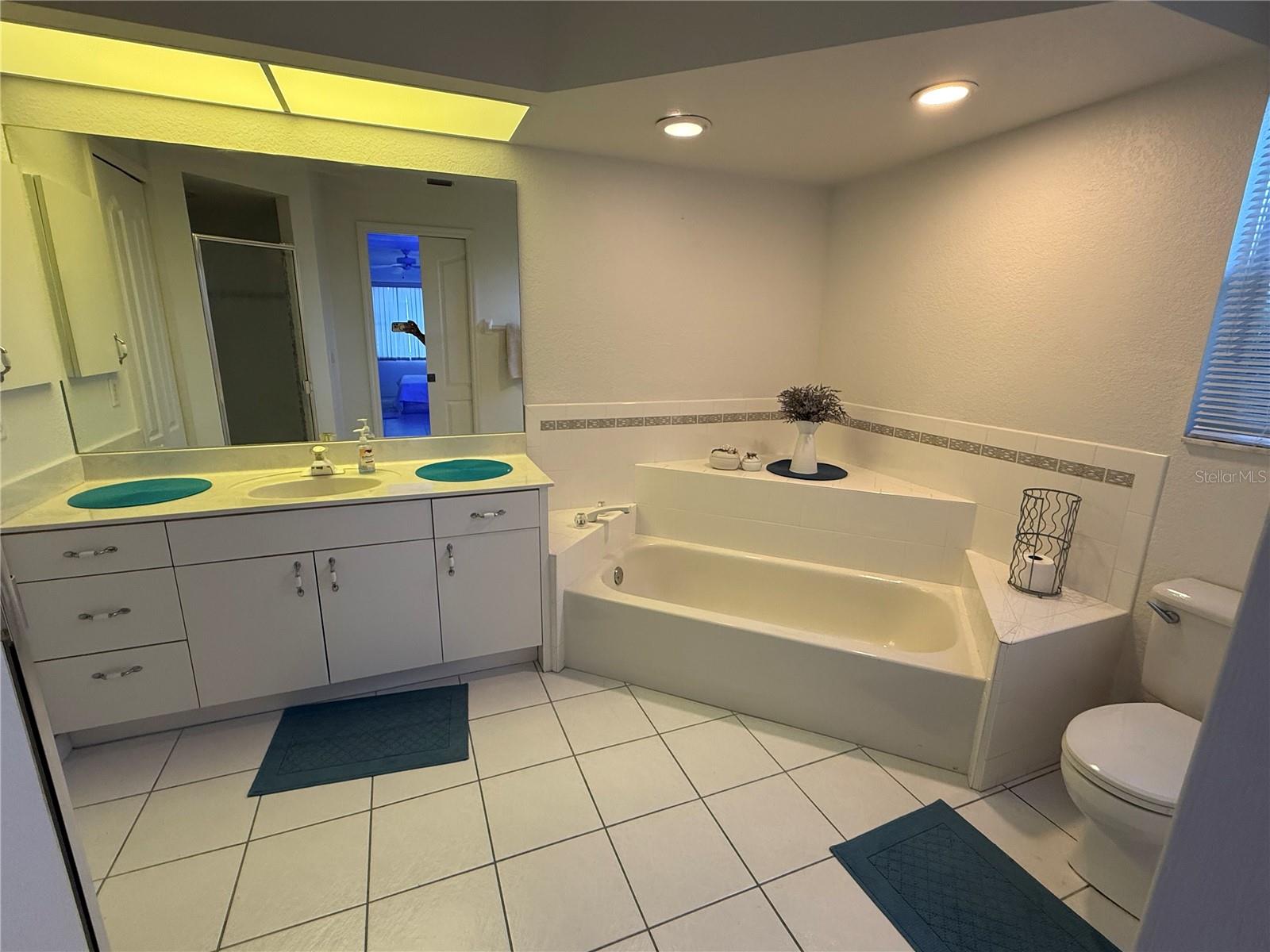 Image 10 of 34 For 21498 Beaverton Avenue