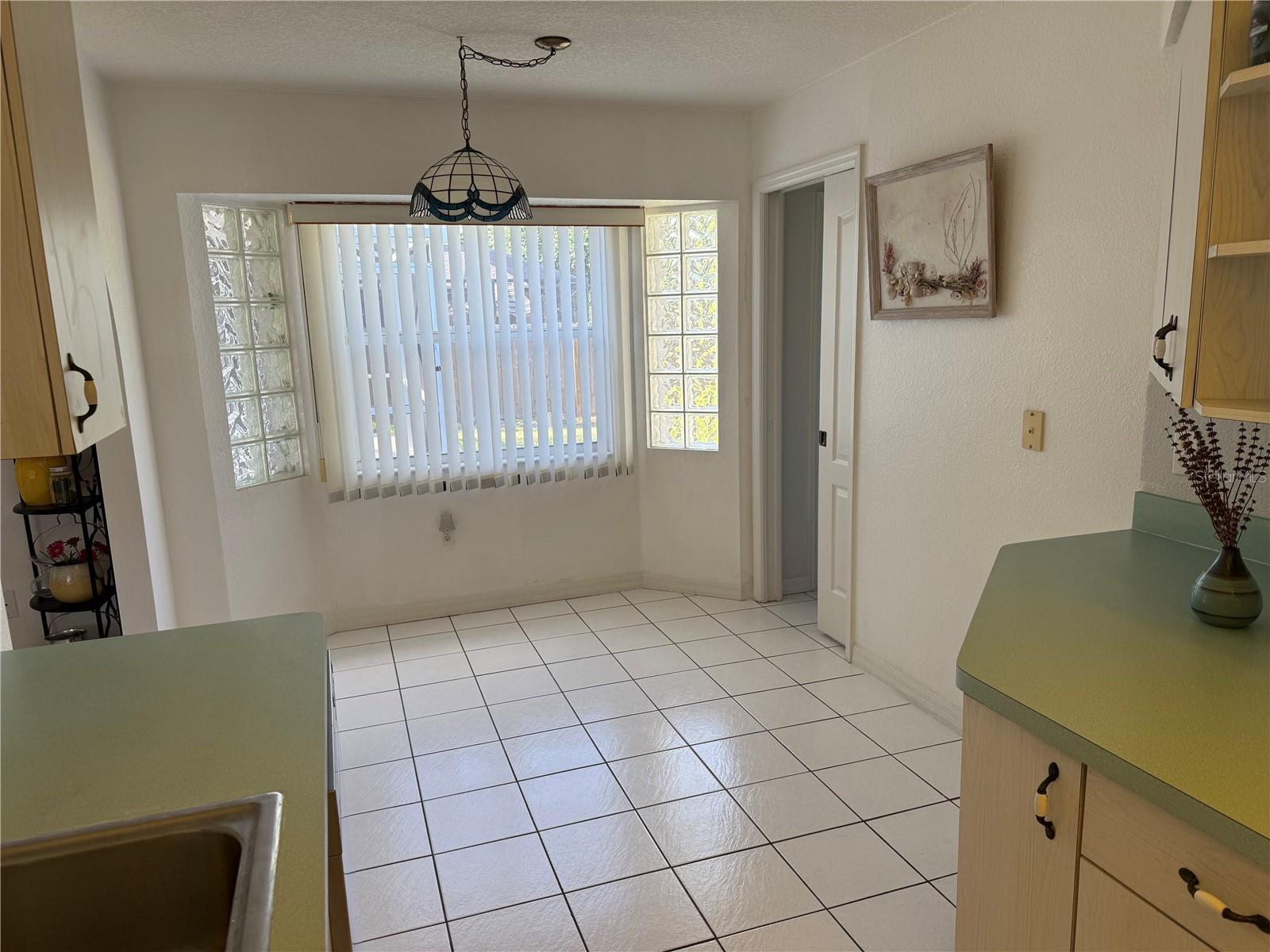 Image 17 of 34 For 21498 Beaverton Avenue