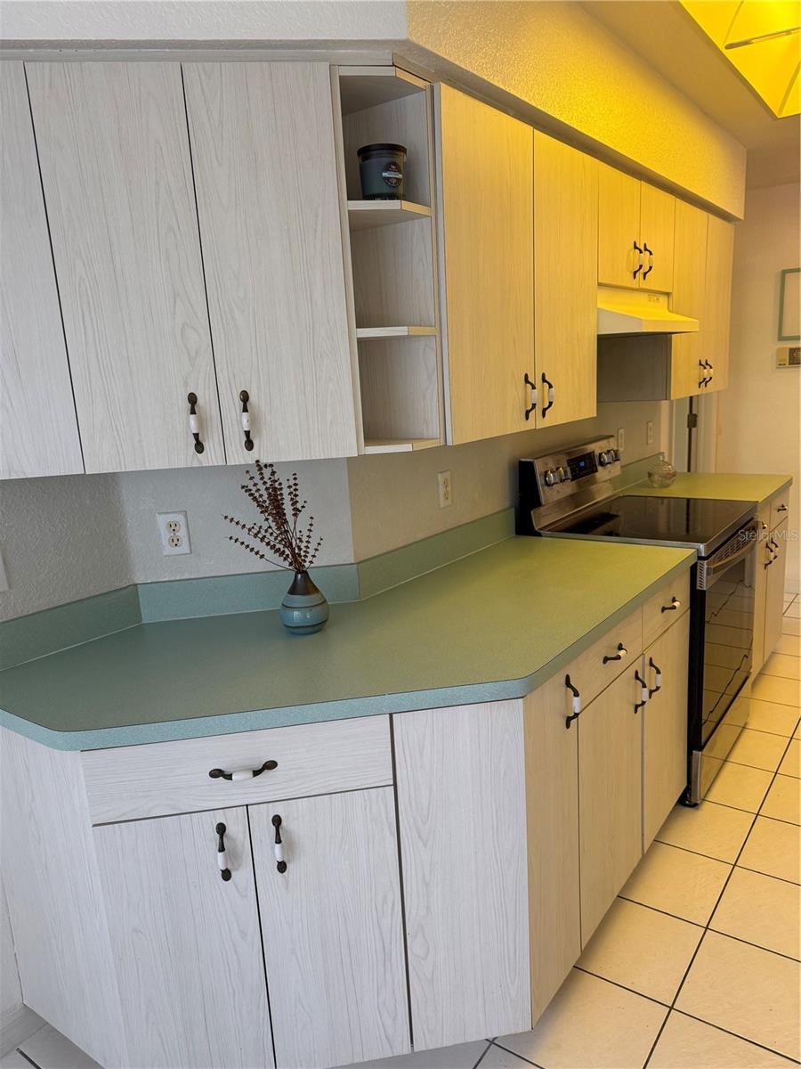 Image 23 of 34 For 21498 Beaverton Avenue