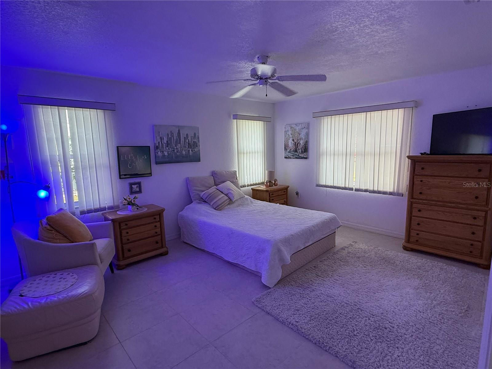 Image 7 of 34 For 21498 Beaverton Avenue