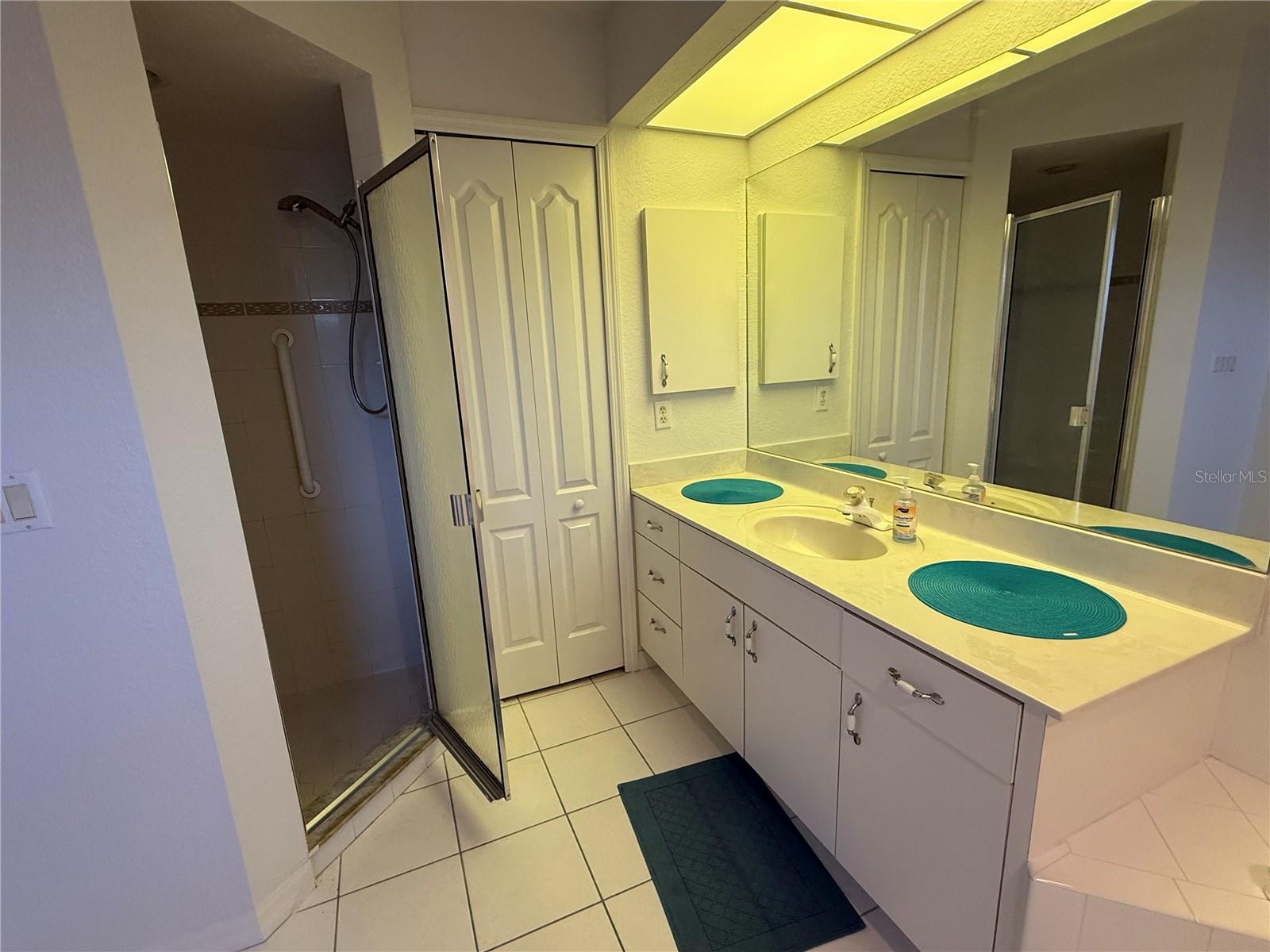 Image 9 of 34 For 21498 Beaverton Avenue