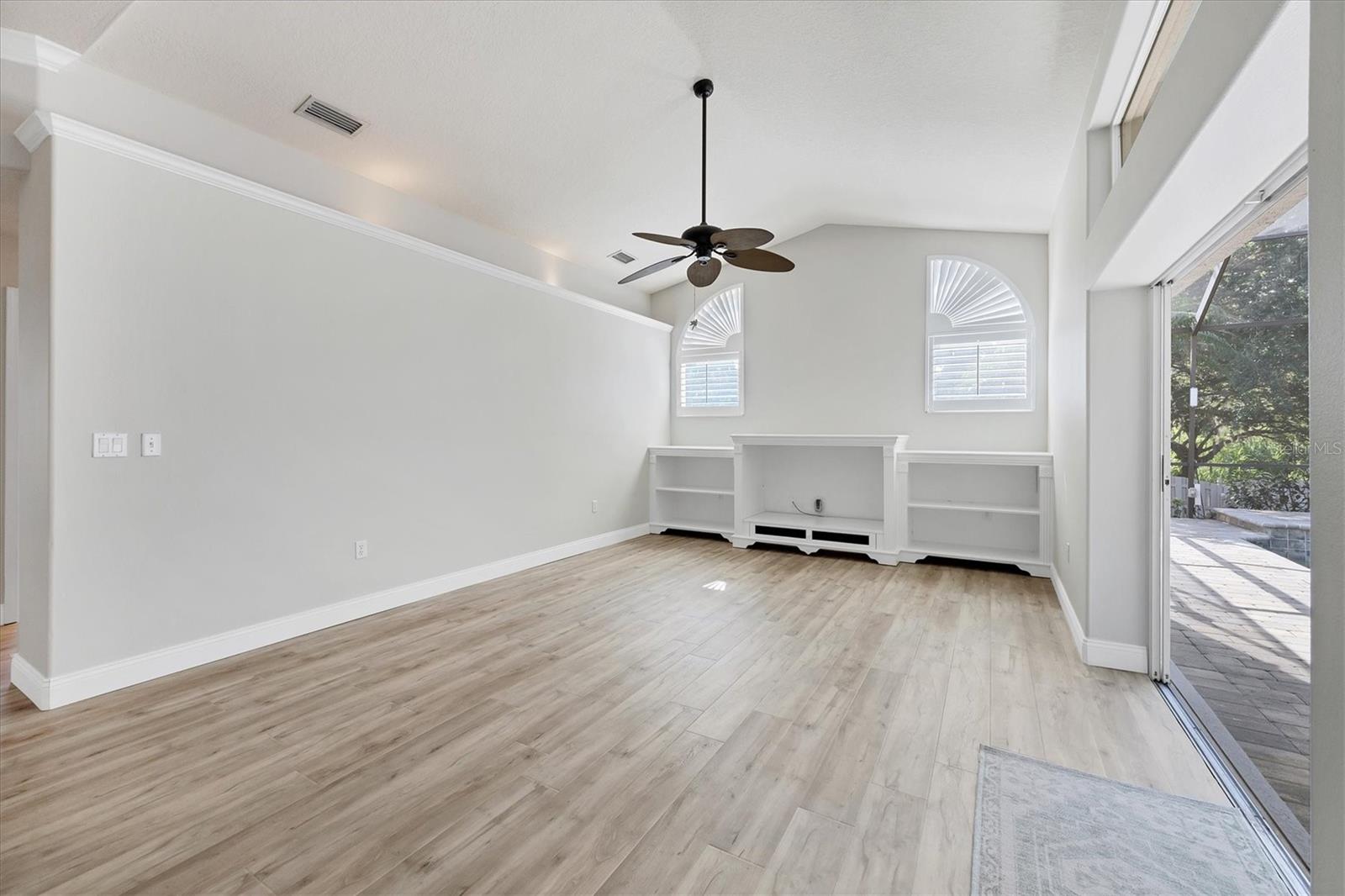 Image 16 of 49 For 9016 30th Street E