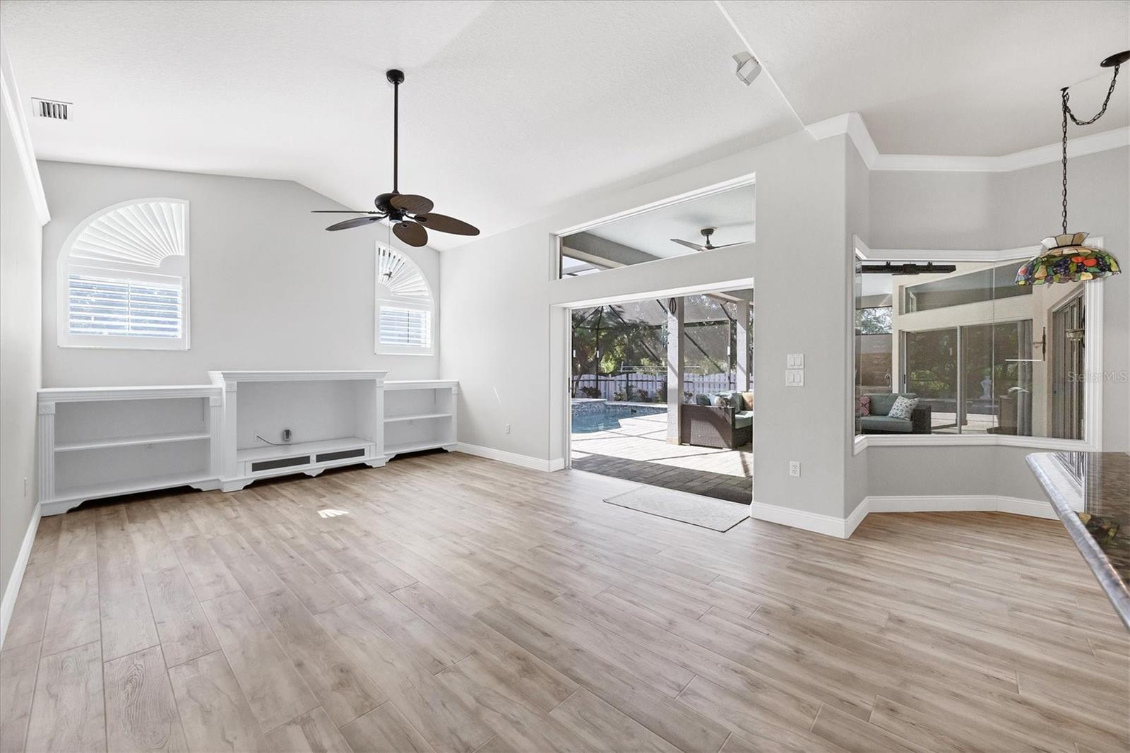 Image 17 of 49 For 9016 30th Street E
