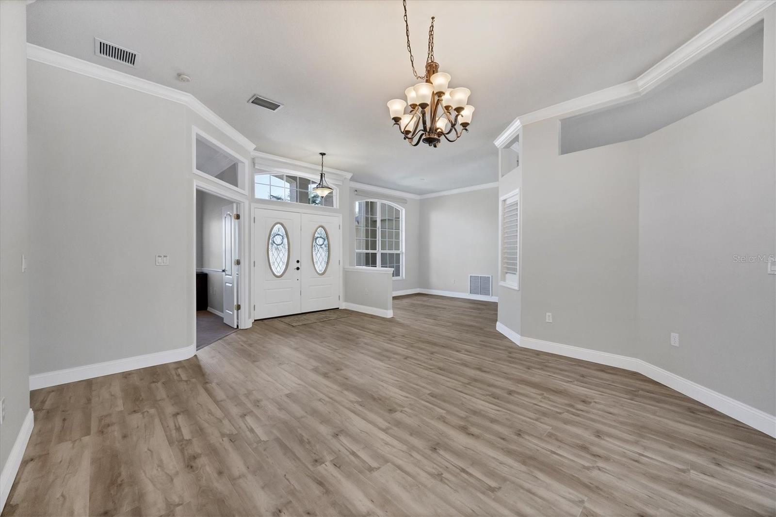 Image 7 of 49 For 9016 30th Street E