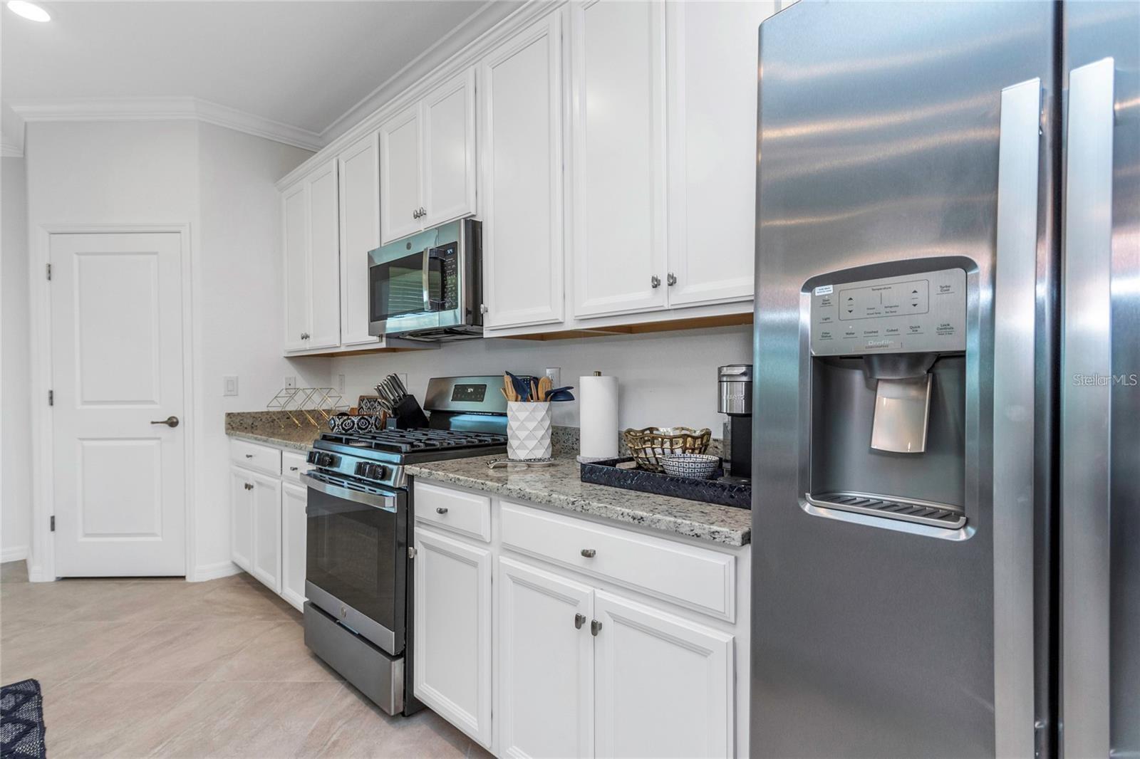 Image 25 of 96 For 6005 Worsham Lane 103