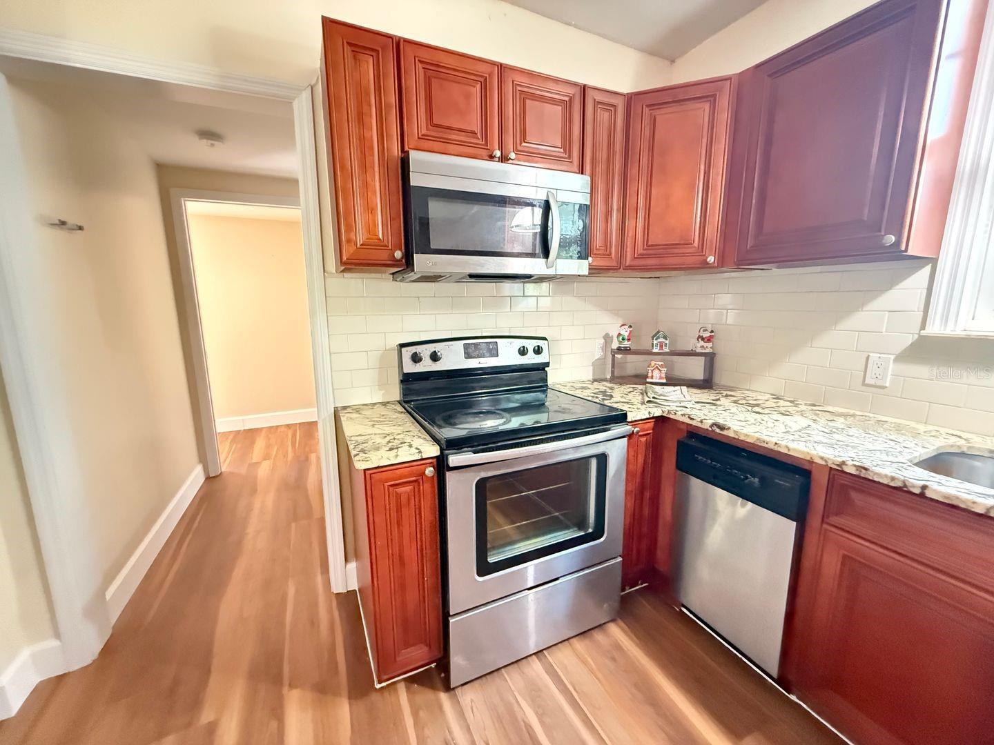 Image 7 of 22 For 3817 Rilma Avenue