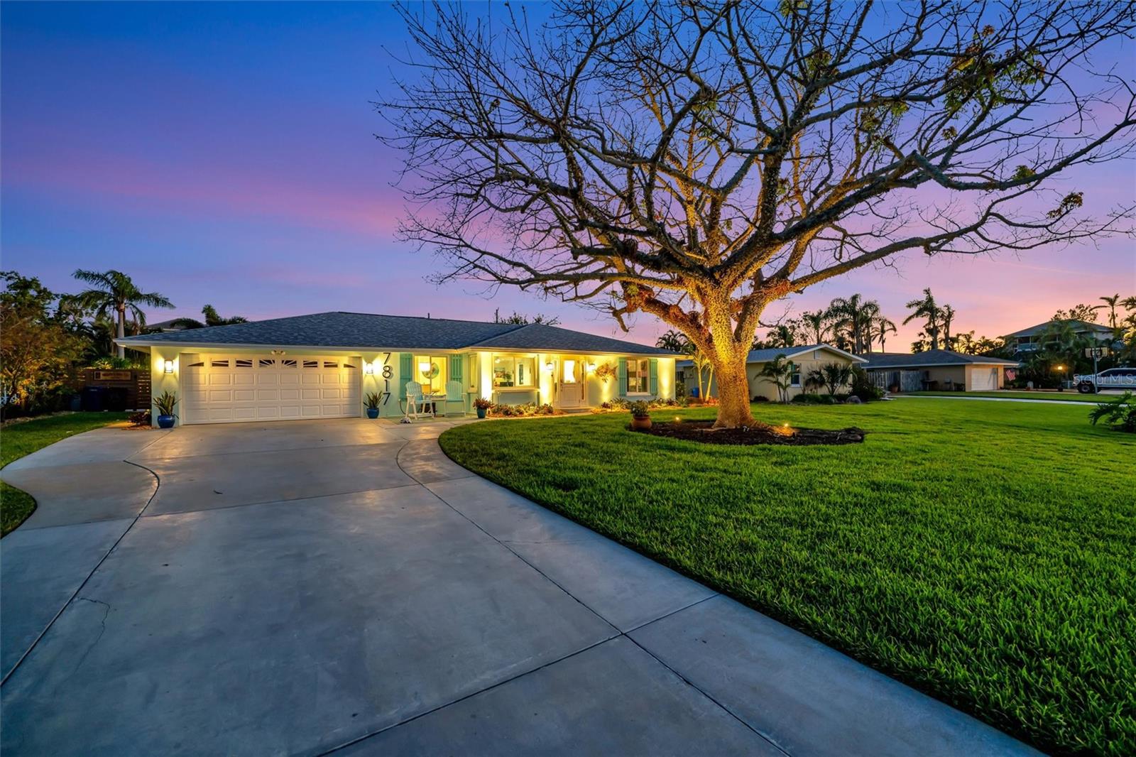 Image 4 of 73 For 7817 Alhambra Drive
