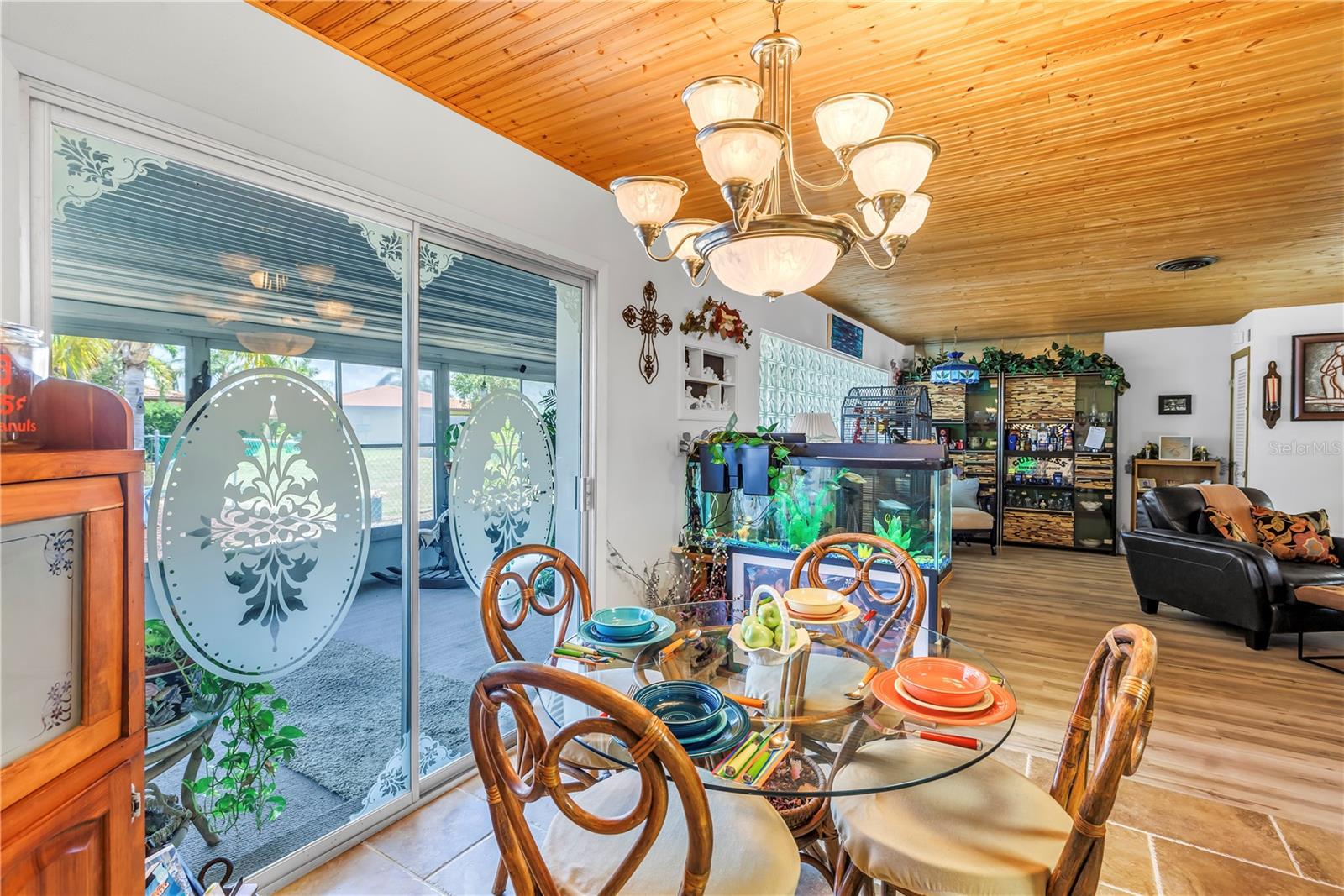 Image 16 of 60 For 3311 Florida Boulevard