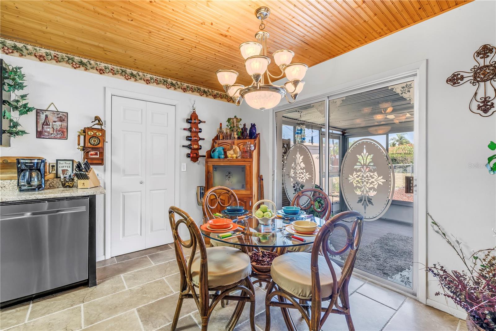 Image 17 of 60 For 3311 Florida Boulevard