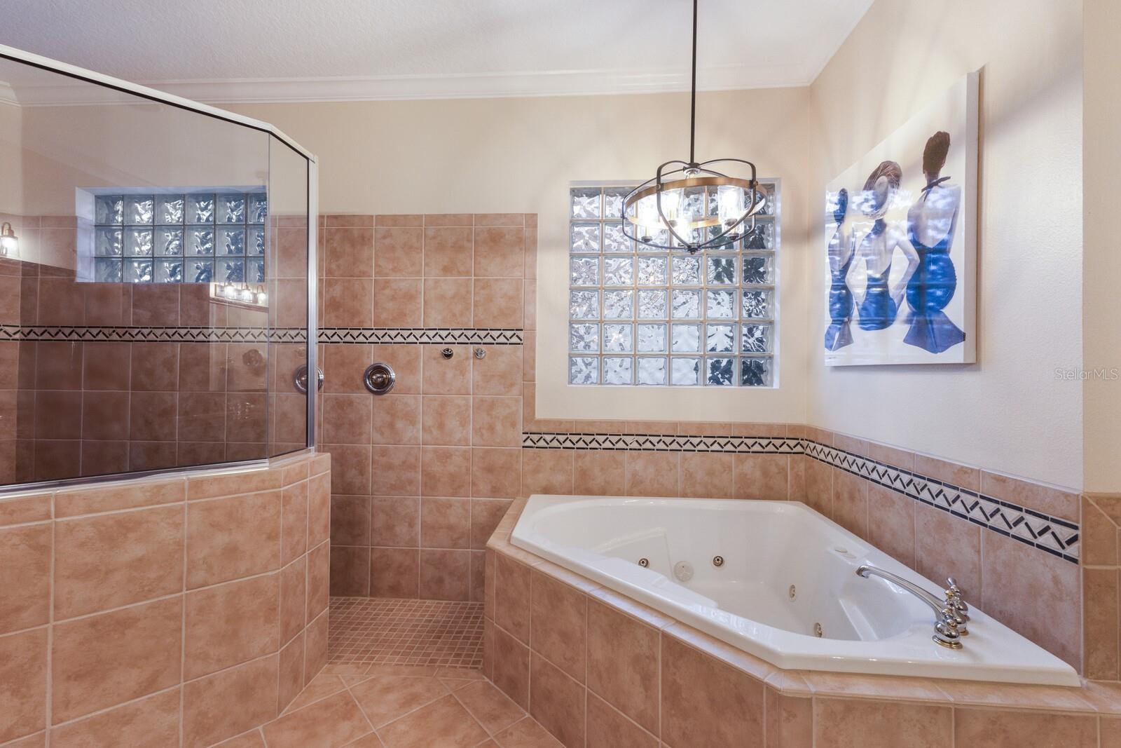Image 35 of 95 For 801 3rd Street E