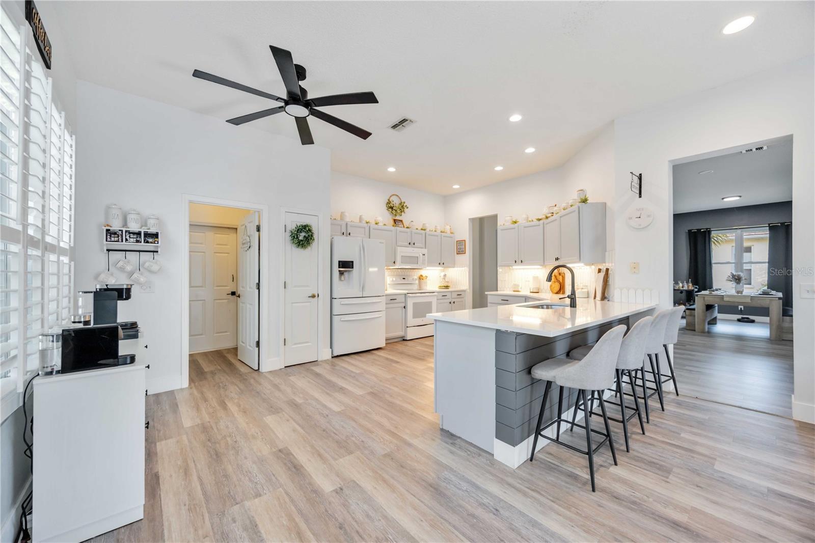 Image 11 of 25 For 4307 Manfield Drive